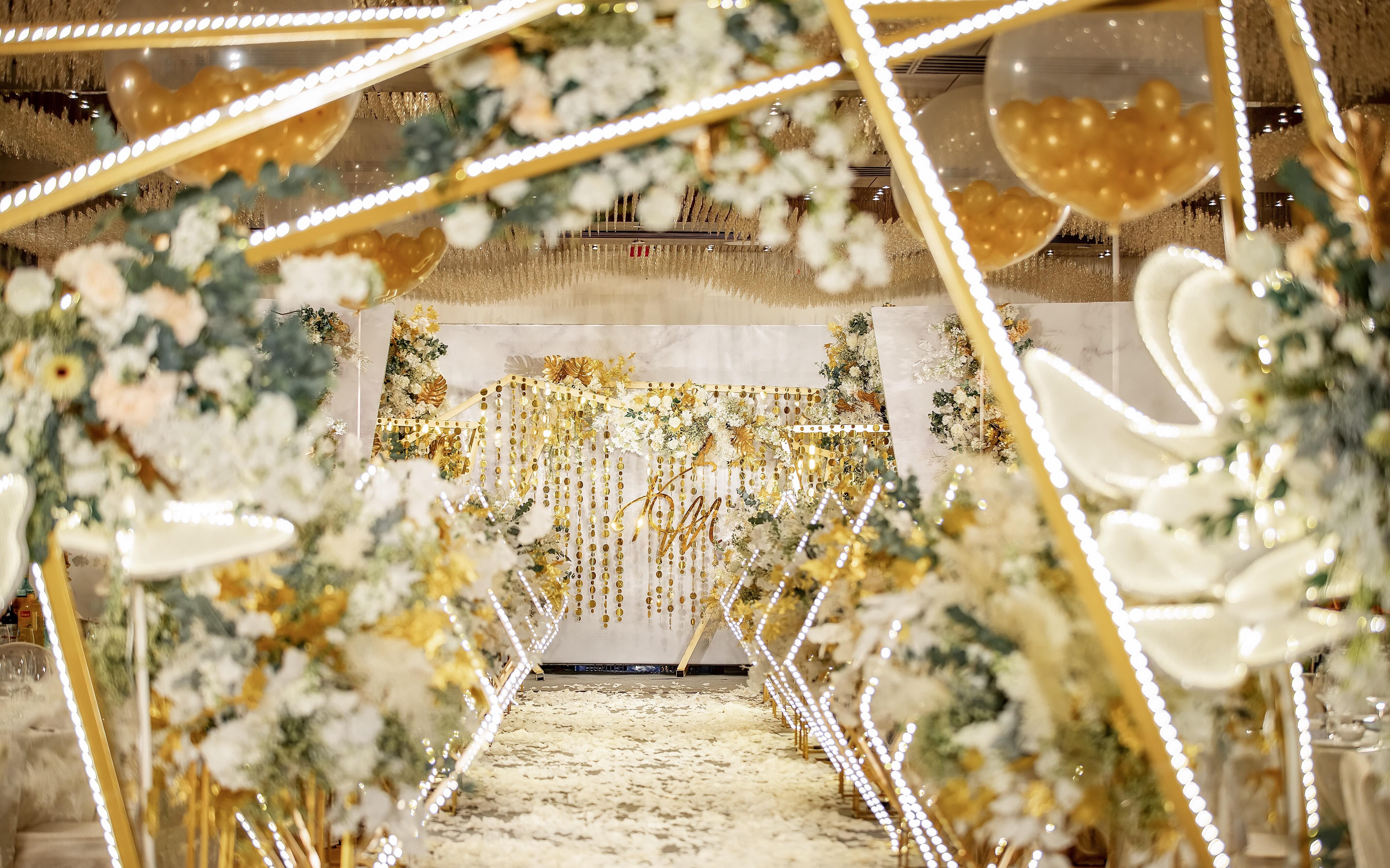 千寻婚礼【玲·珑】香槟金简约婚礼