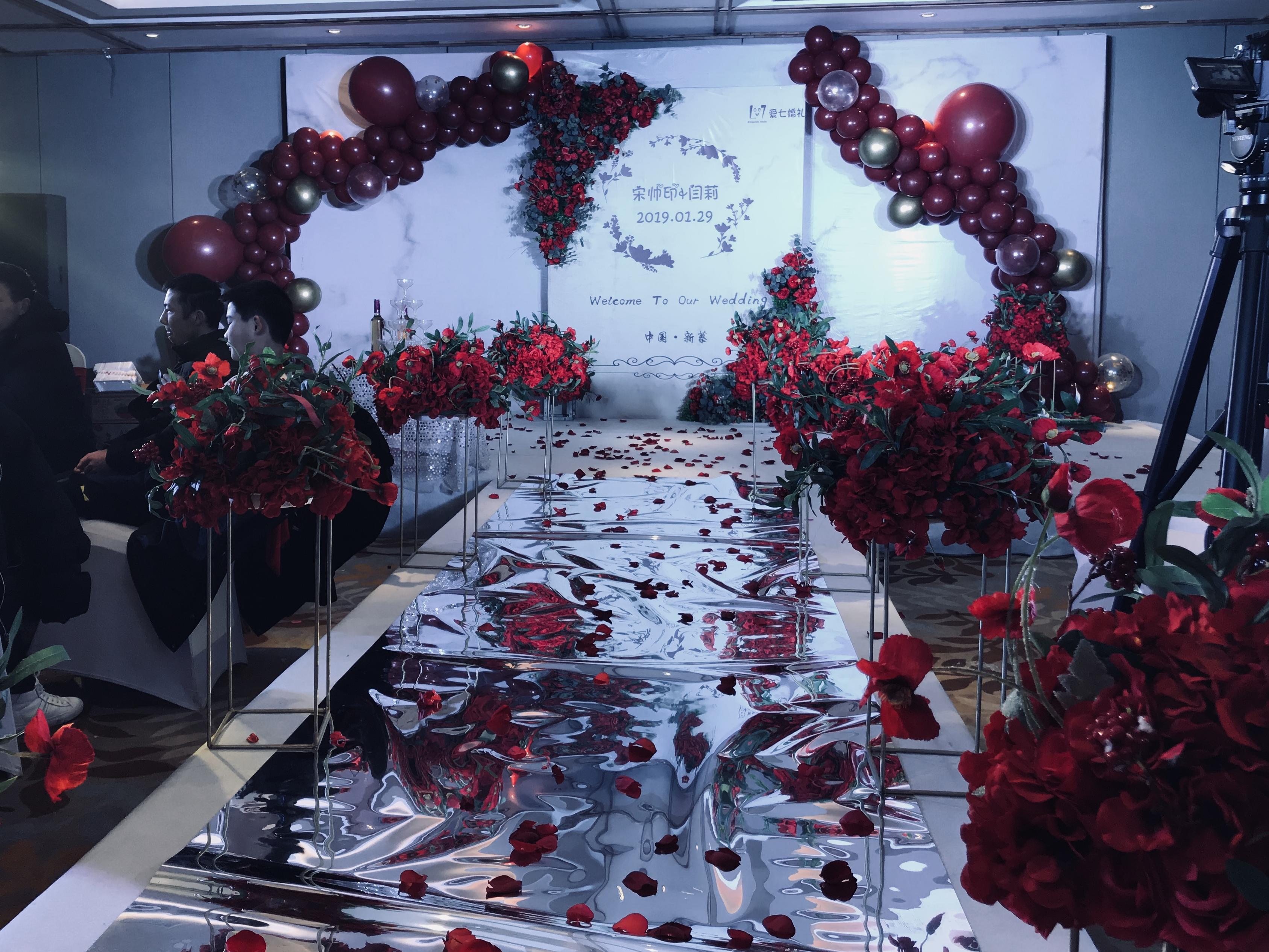 浪漫季节 花艺浓情 时尚婚礼