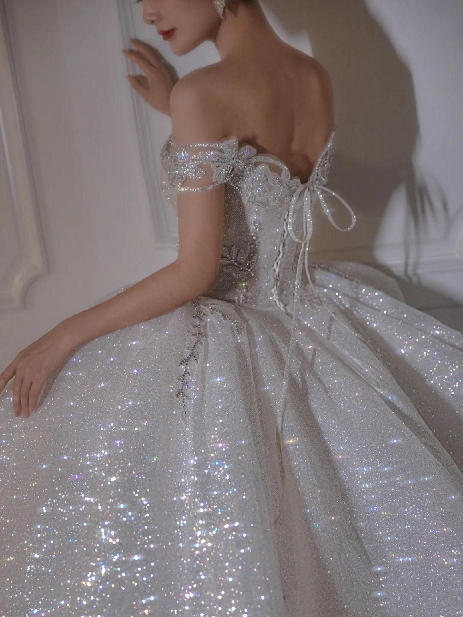 95后新娘热搜婚纱+秀禾+男士礼服+全程跟妆