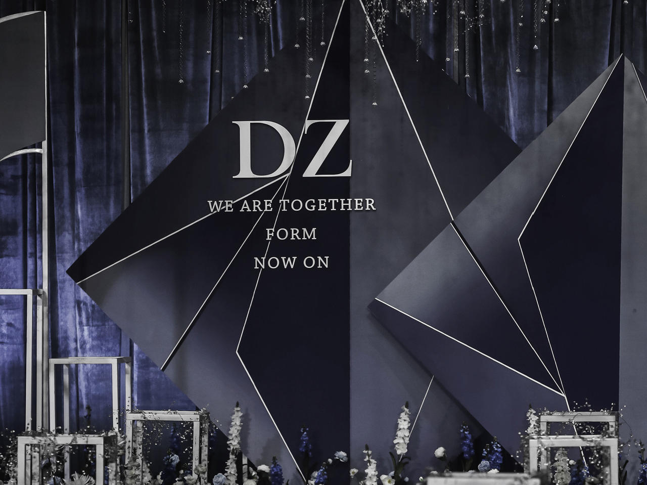 《轻奢灰 》      主题婚礼套餐