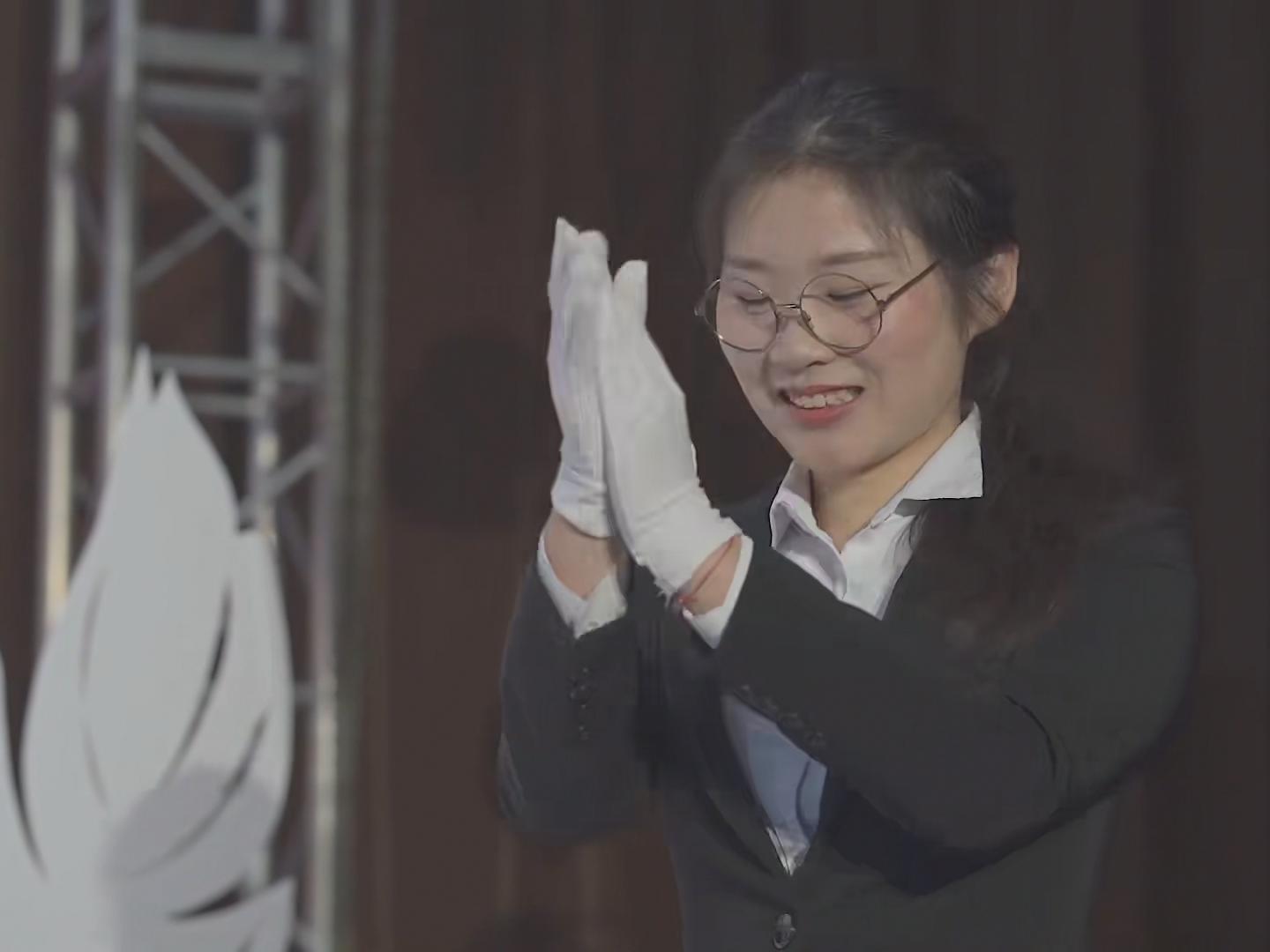 资深主持+婚礼督导+乐队演唱