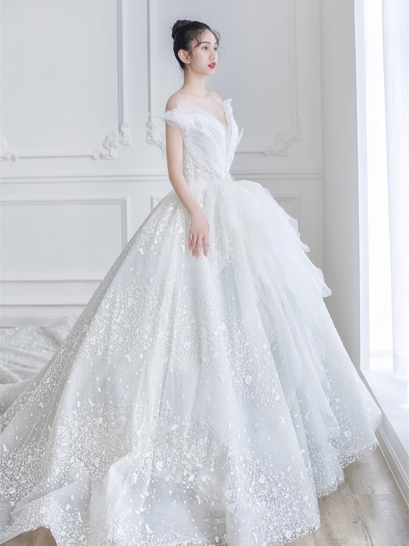 D套餐 图兰朵系列租赁7件套+首席档跟妆