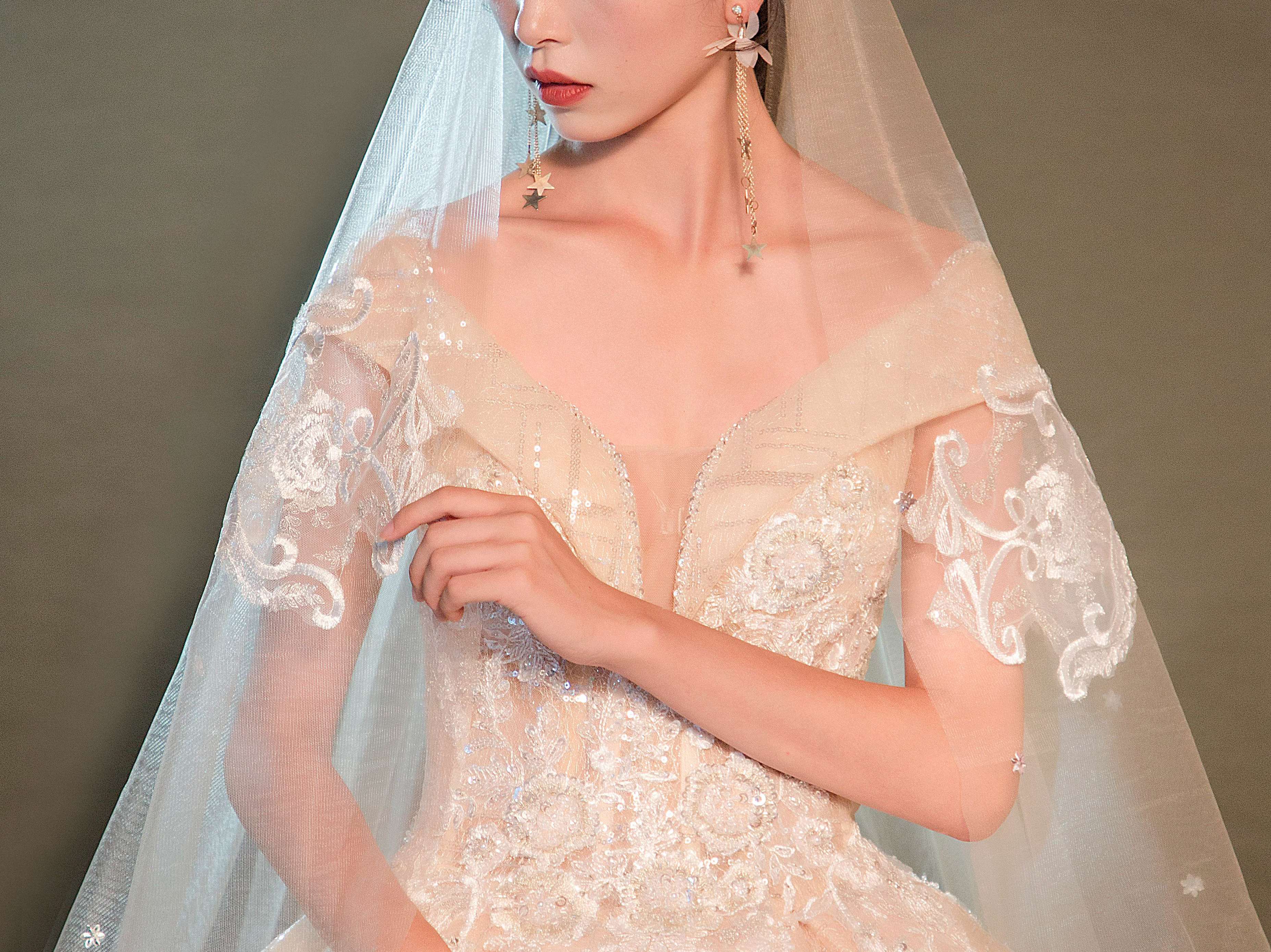 阜阳汇美嫁衣影像 高端拖尾仪式婚纱套系