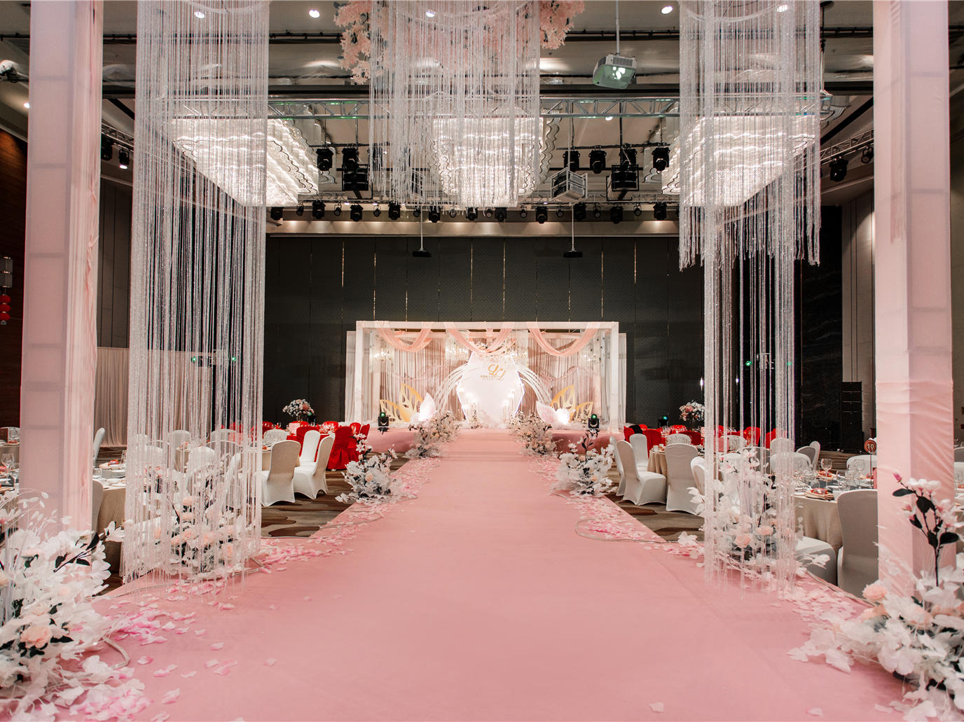 【蝶舞之恋】浪漫粉公主婚礼布置