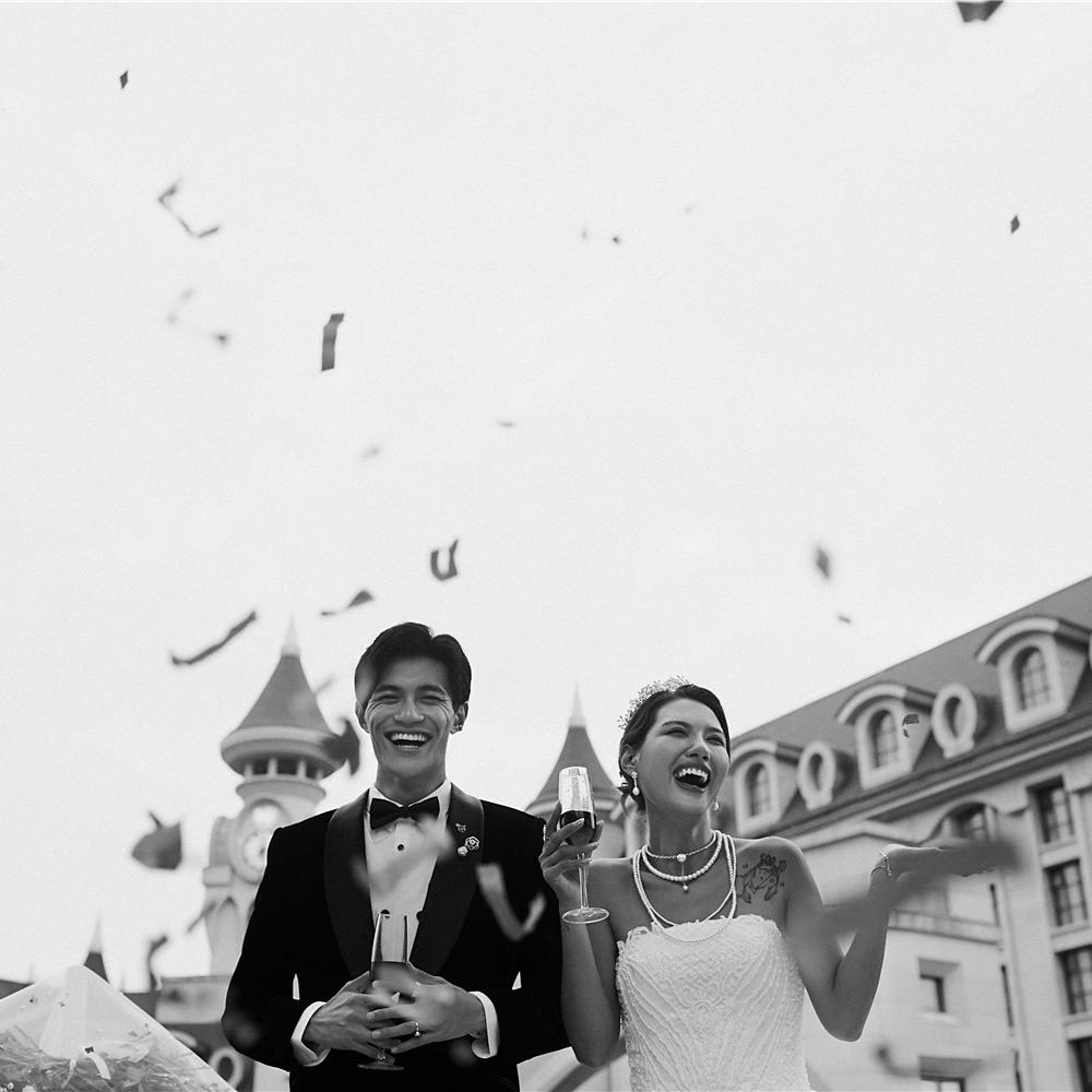 纪实系列#十服十造+内外景双拍+万元礼包+送婚纱