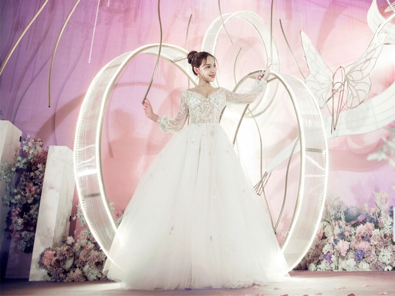 艾芙礼服店庆大促轻奢套系限时特惠