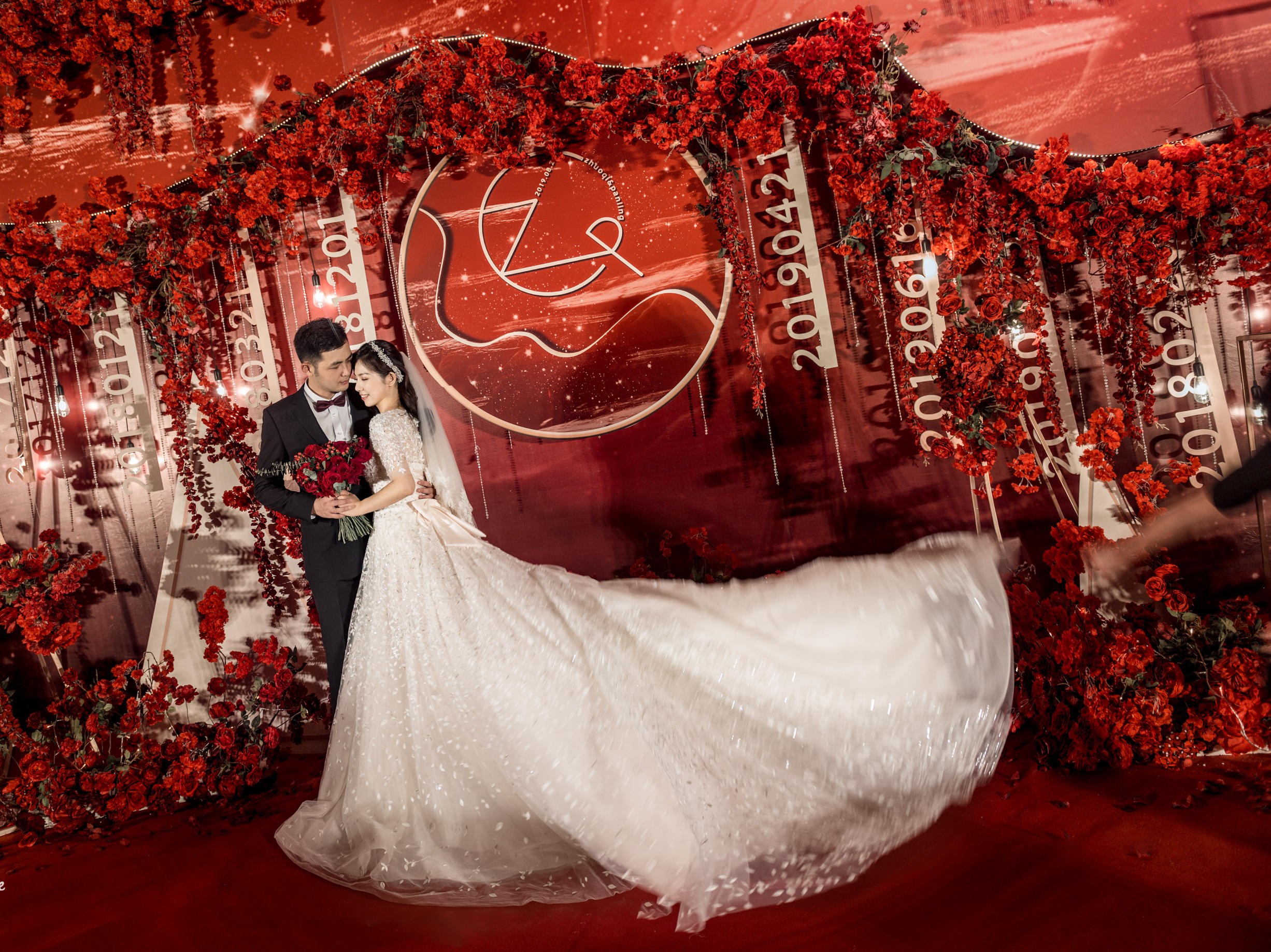 【荒漠邂逅】热烈红大气浪漫唯美