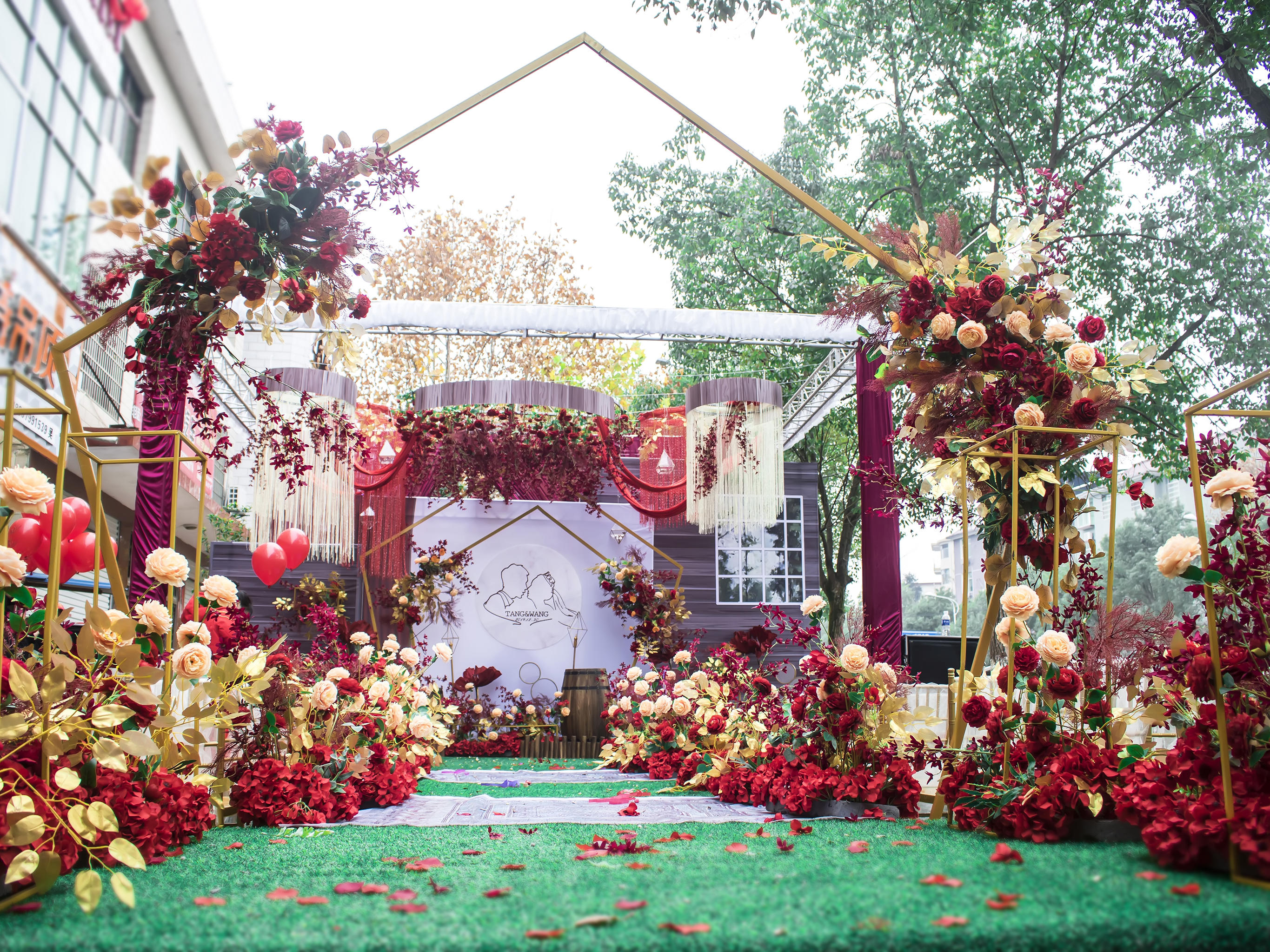 莲花户外•花艺设计效果满分