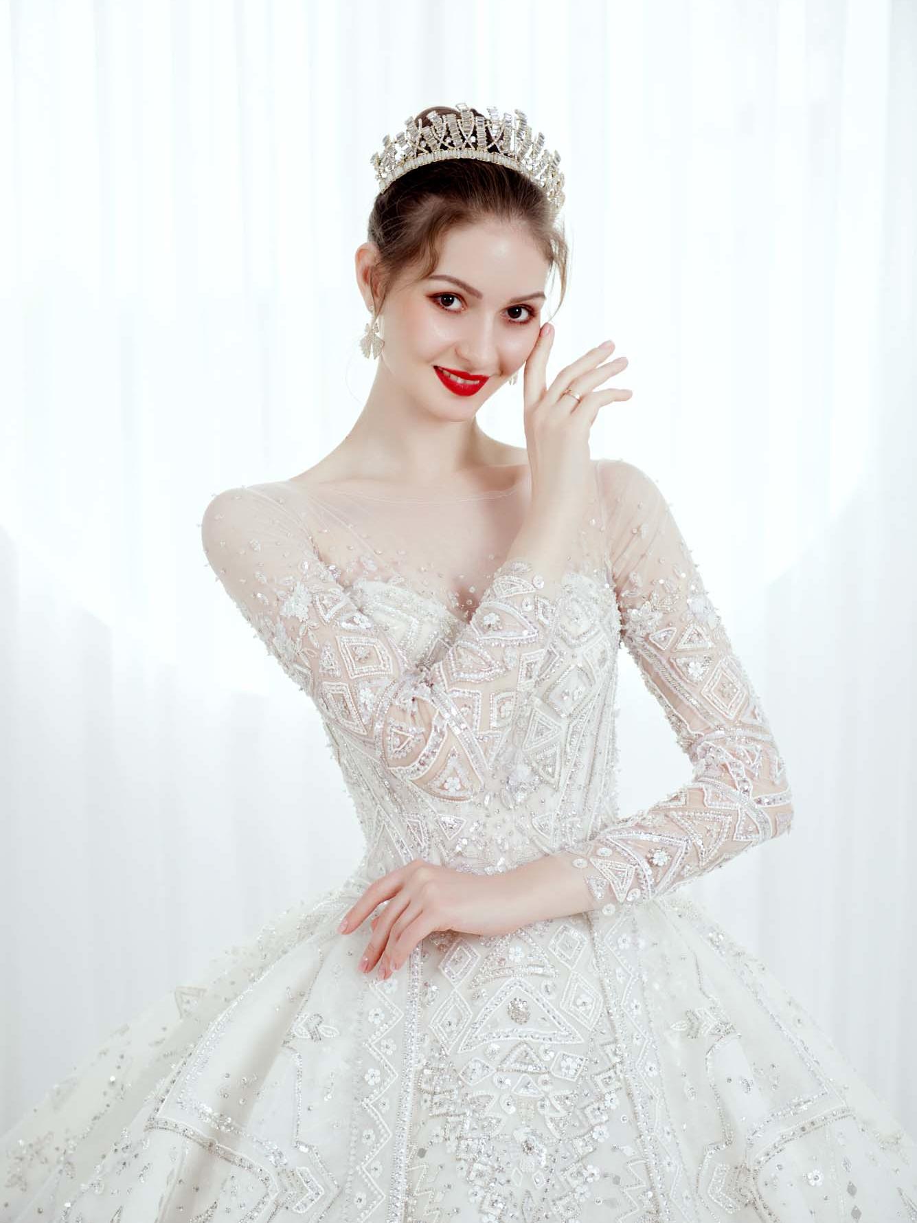 【苏恩定制】潮品婚纱+奢尚礼服+国风秀禾+伴娘服