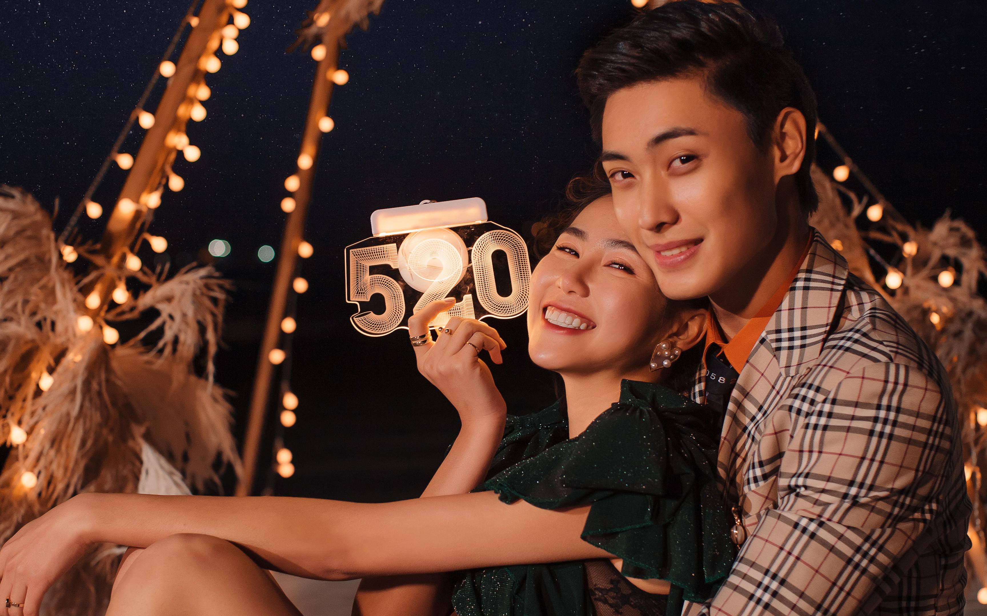 色色婚纱出品--海边夜景