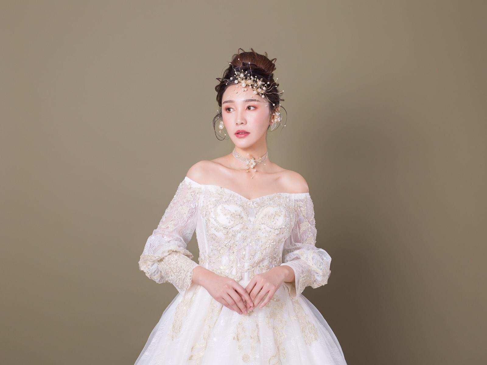 薇町婚纱高定精品婚纱礼服套系   新娘必选