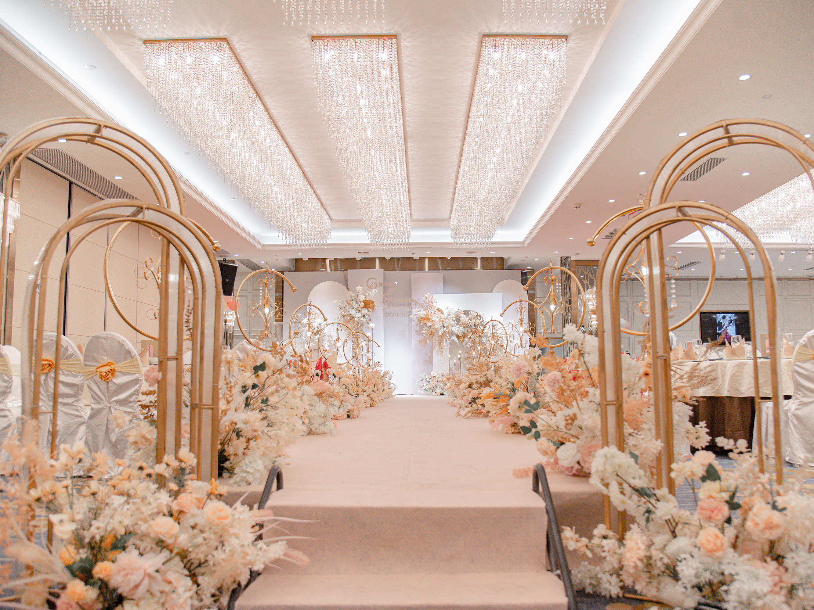 清远纯布置香槟色唯美婚礼