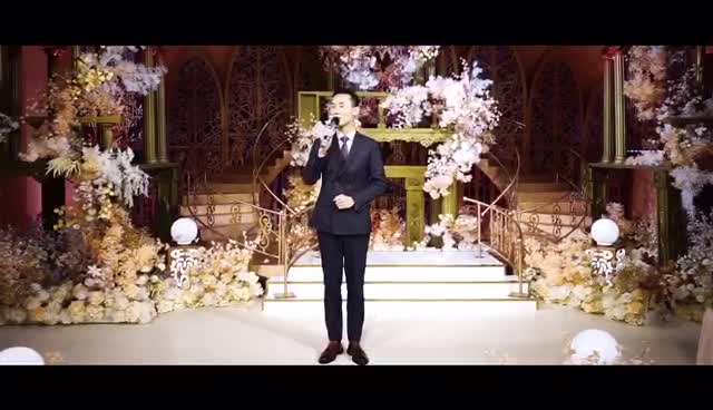 资深主持＋现场DJ＋台词撰写＋音乐编排