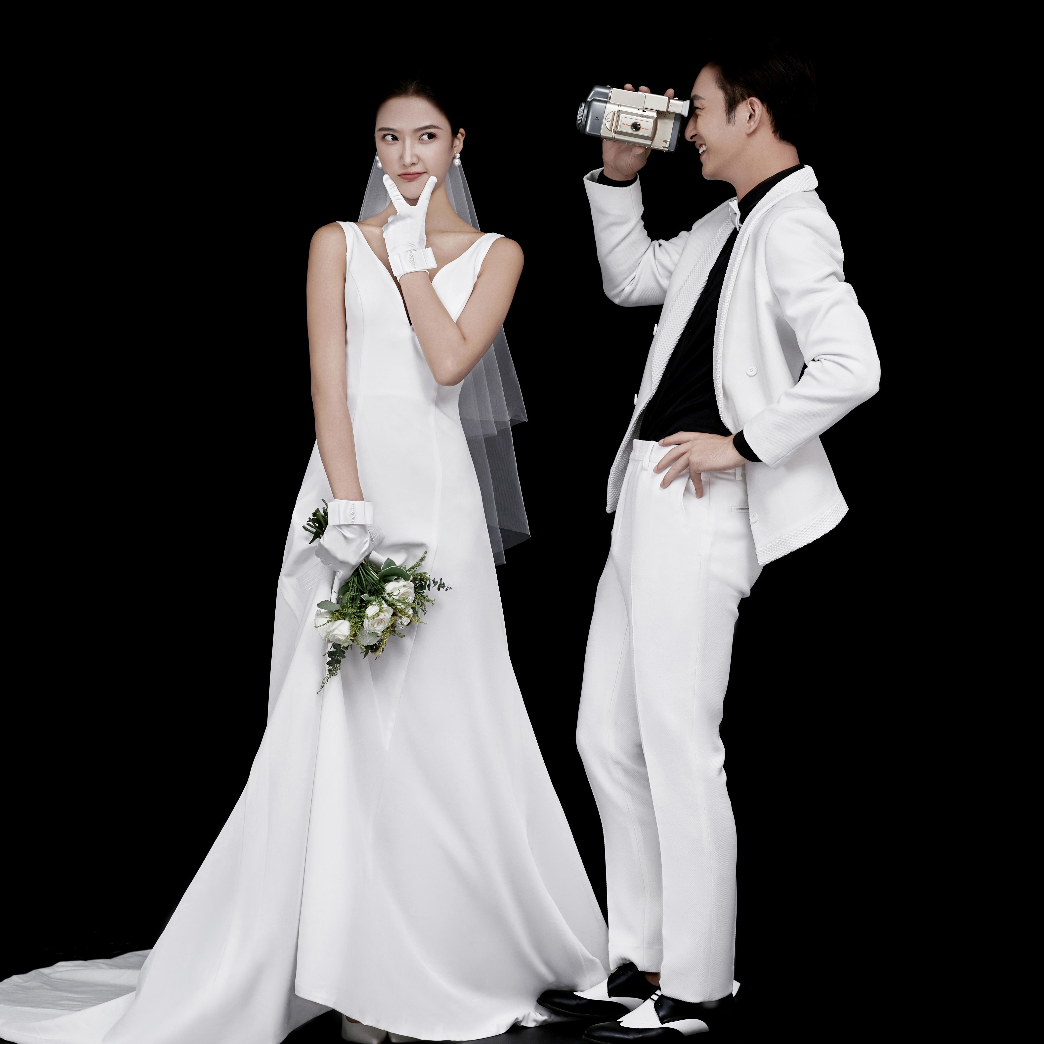 2777元七夕特惠轻旅拍+风格任选内外不限