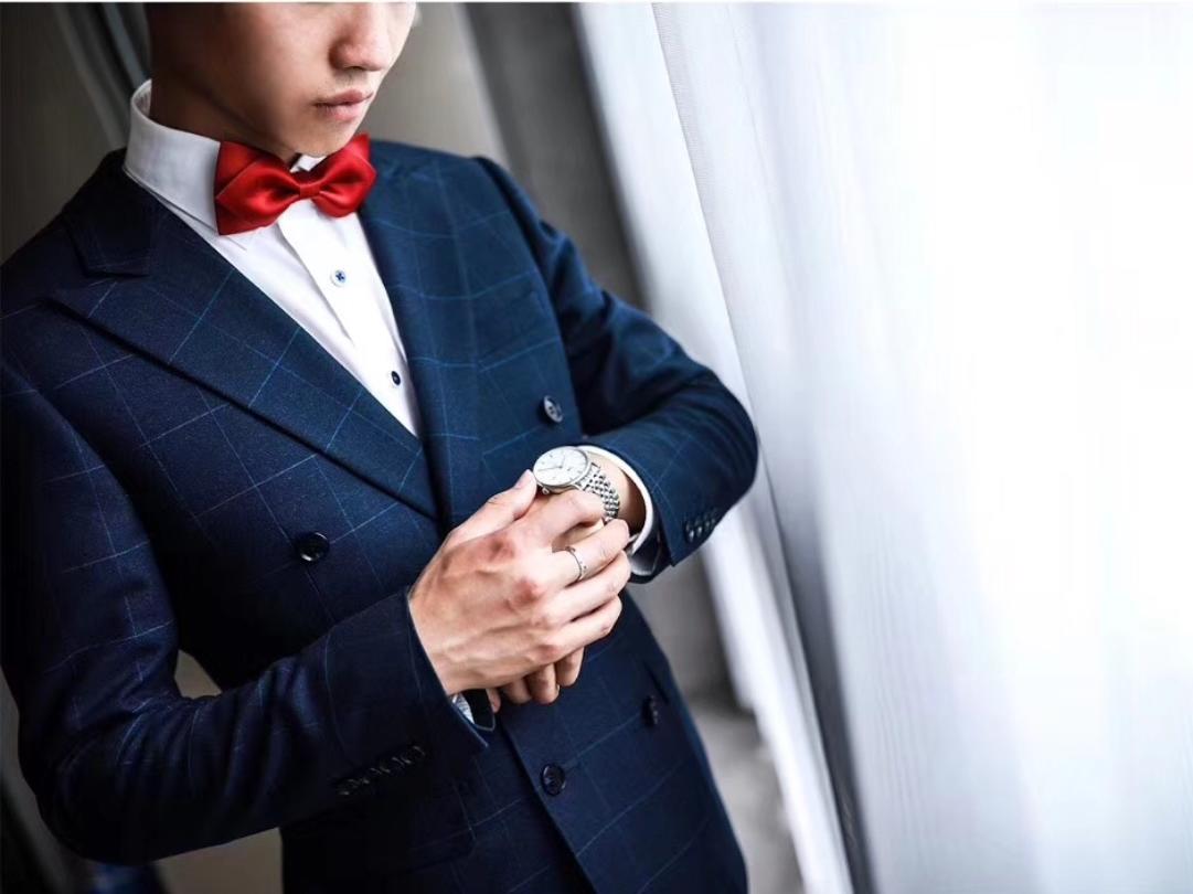 【绅士西服定制】2019春夏新款。   店长力荐