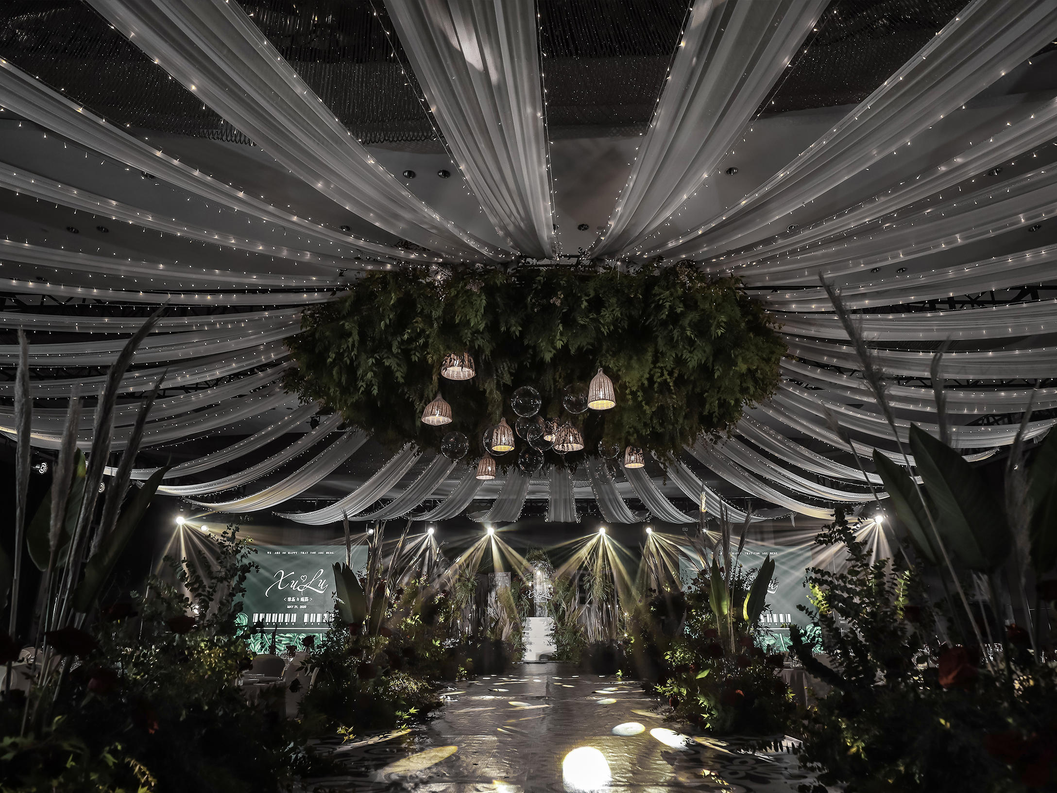 超大吊顶，不满意重新设计