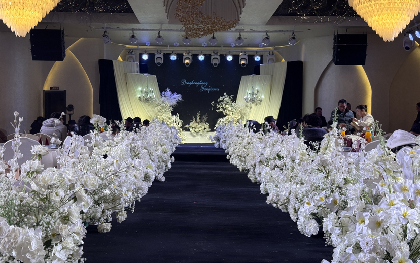 小预算大屏布缦婚礼