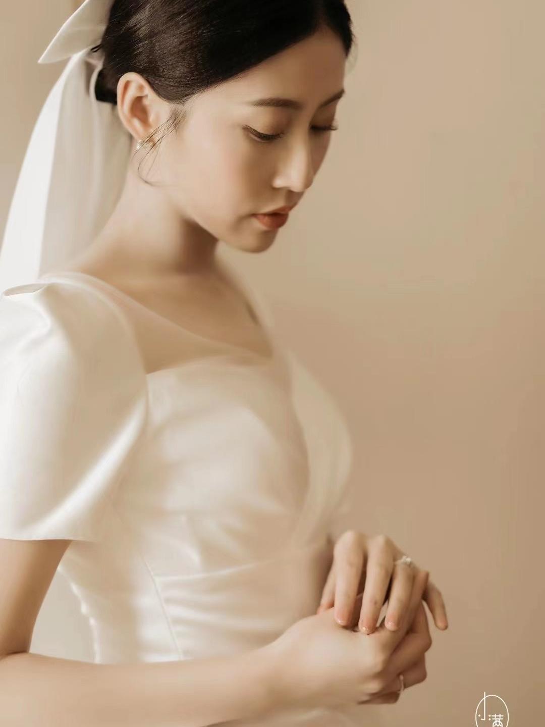 2021高端新娘婚纱礼服秀禾租赁两套