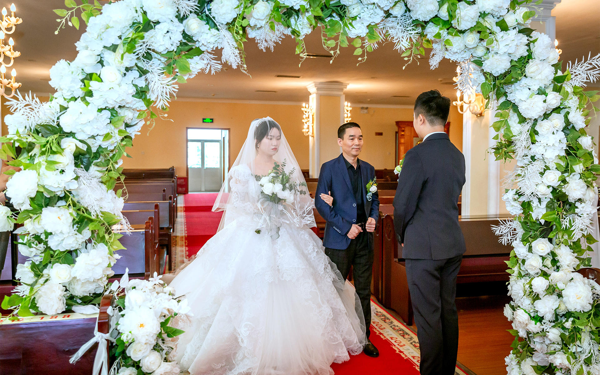 华南梦幻【教堂婚礼】特色婚礼套餐22999元