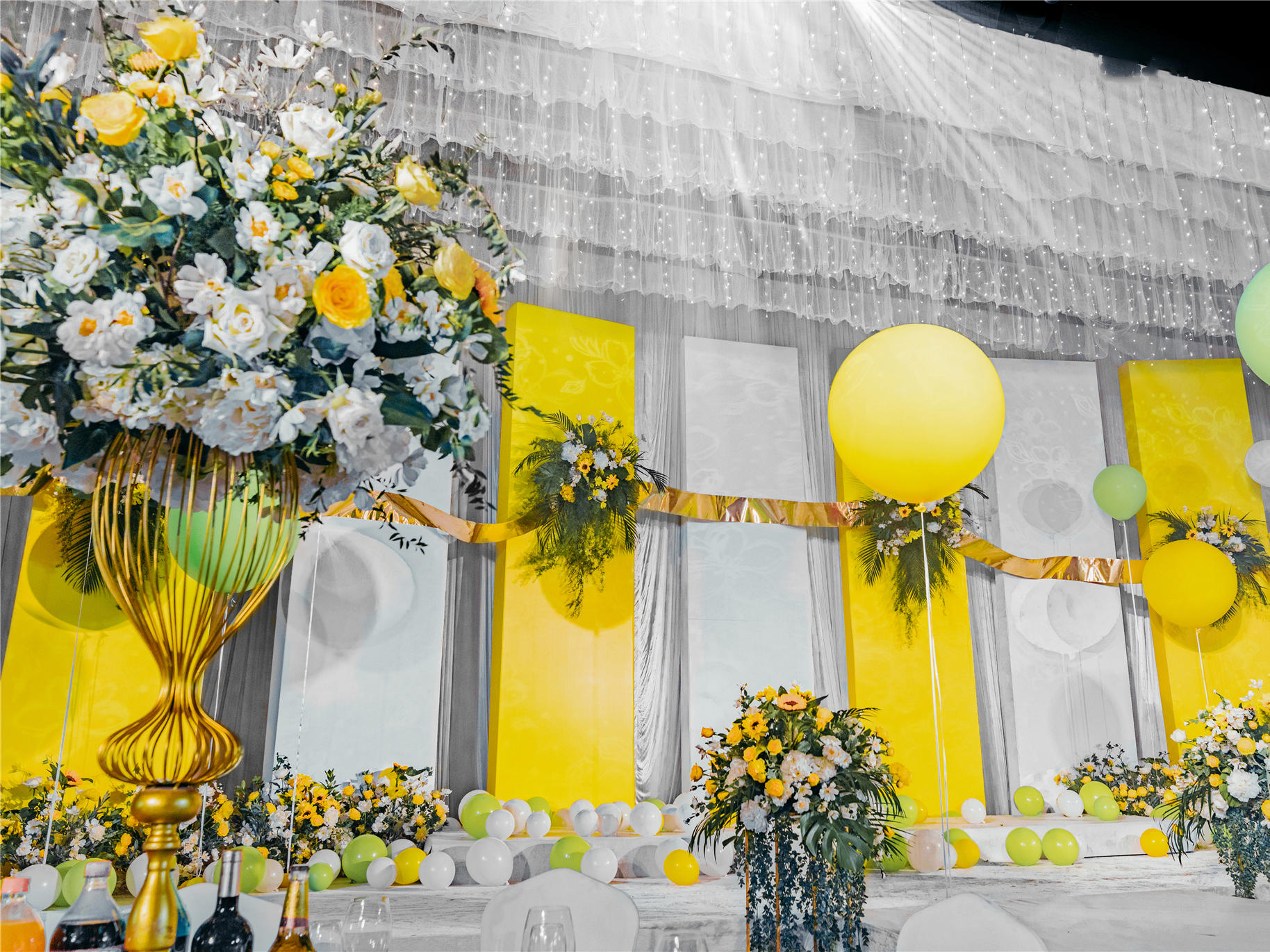 柠檬的夏日时光-柠檬黄色清新简约婚礼