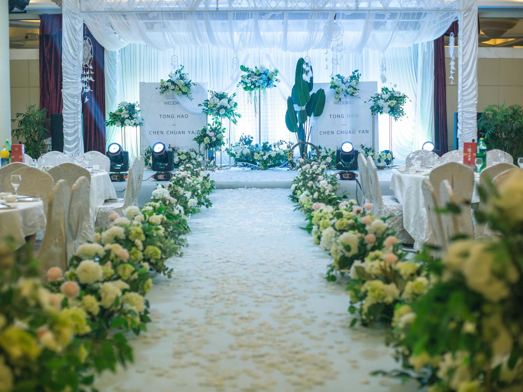 小清新白绿色森系主题婚礼