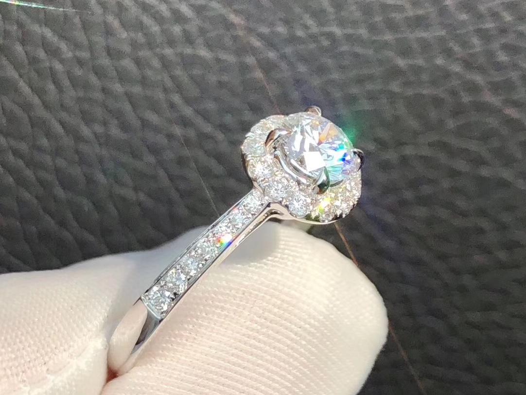 「时匠珠宝」钻戒 显钻系列围镶款