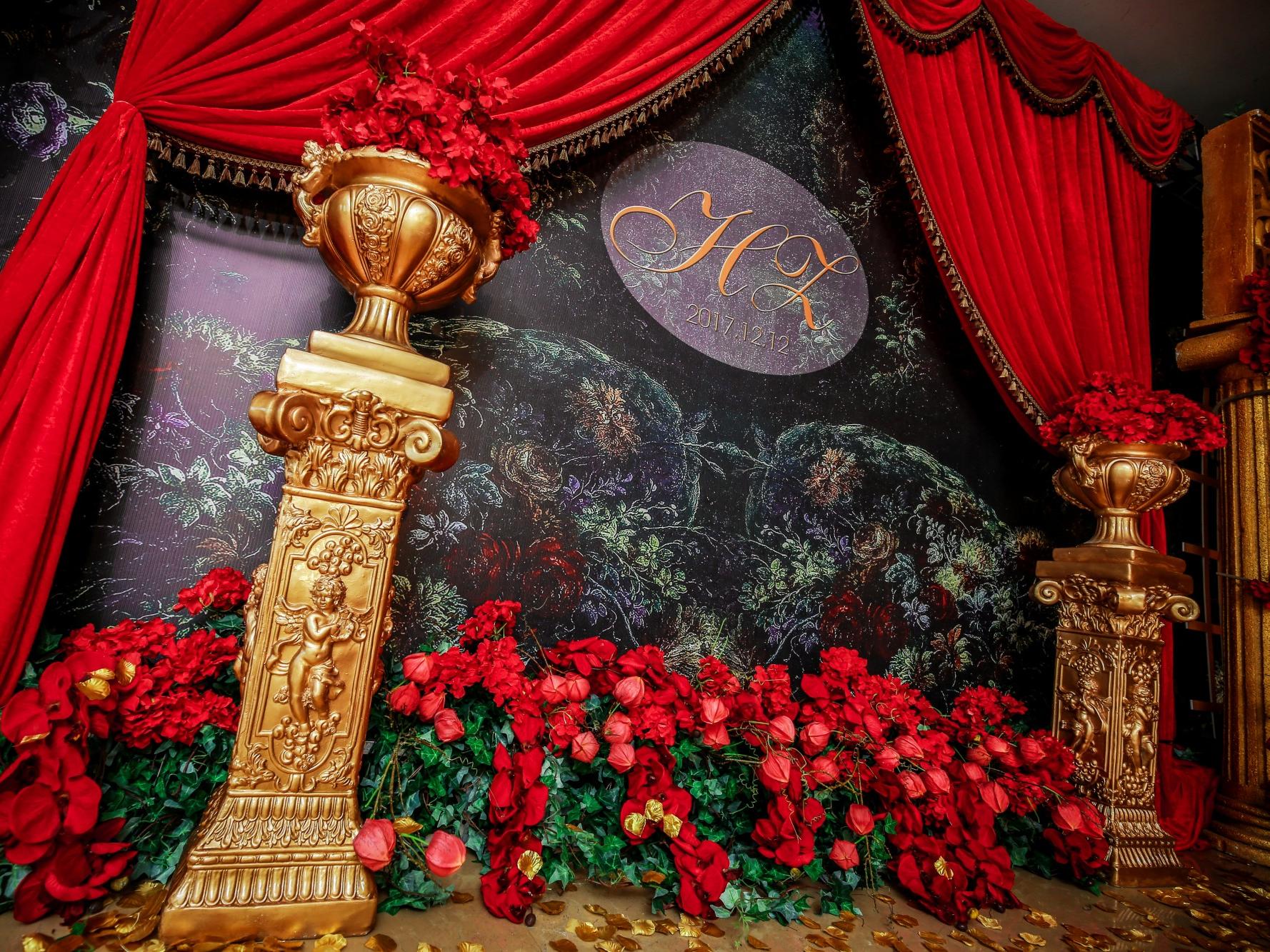 欧式罗马婚礼（送资深四大+婚车花艺+主题甜品）