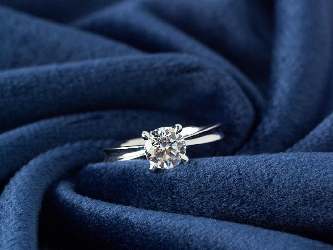 显大经典款结婚钻戒「爱莎」