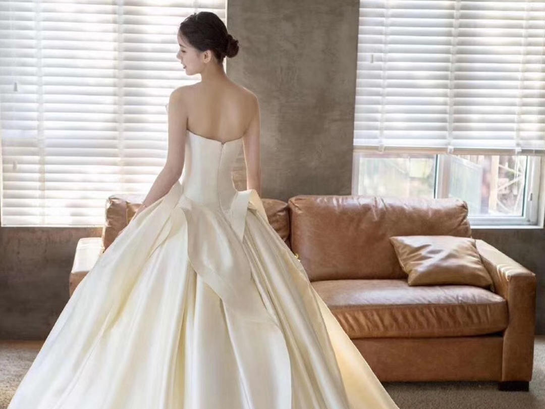 Seven号婚纱礼服 甄选婚纱租赁套餐
