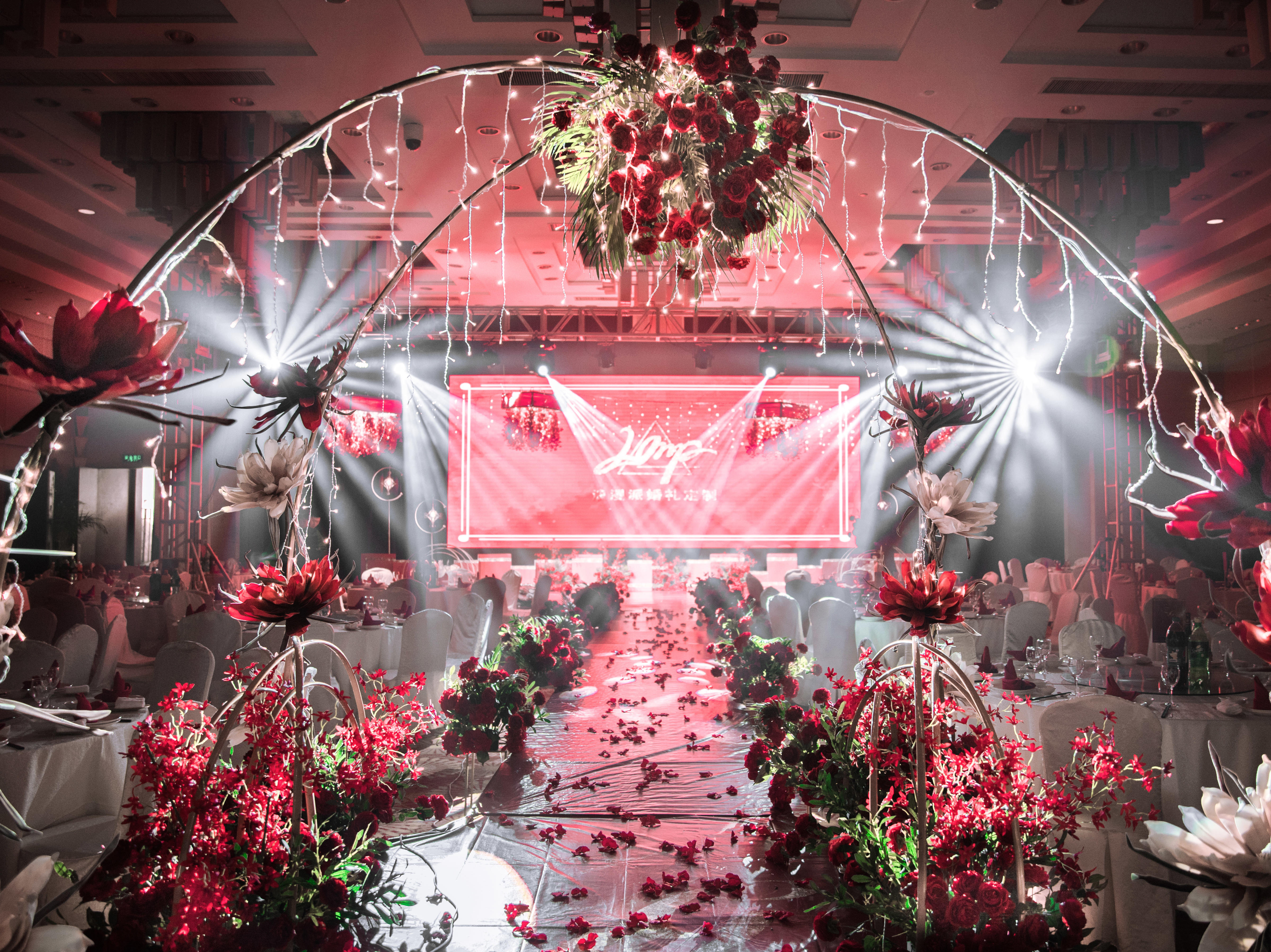 【浪漫派婚礼】红金色系简约风格婚礼