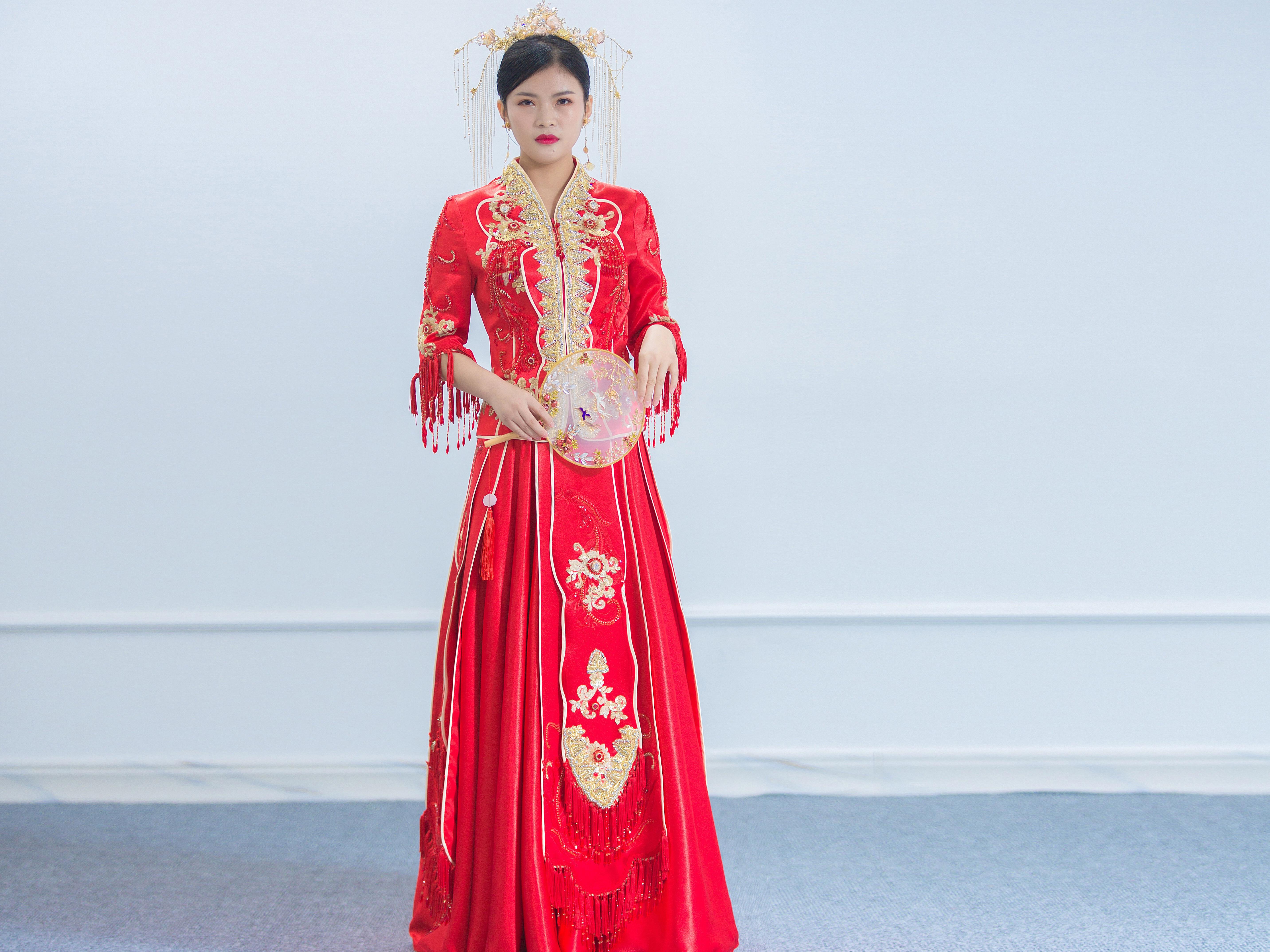 《名门婚纱》高定系列：新中式秀禾+高定主纱+敬酒