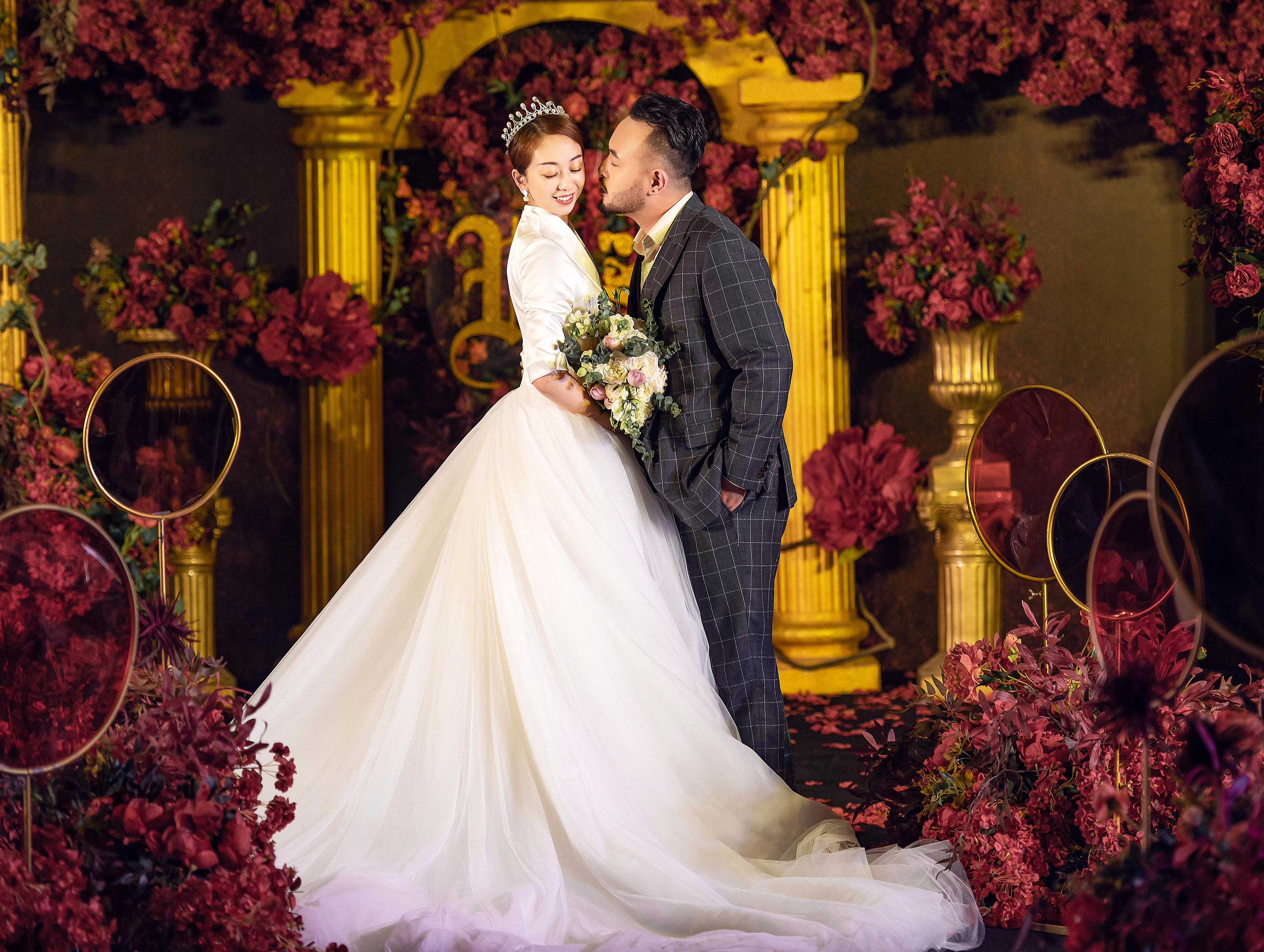 【2999元】未来婚纱馆定制星座月活动 全套服务