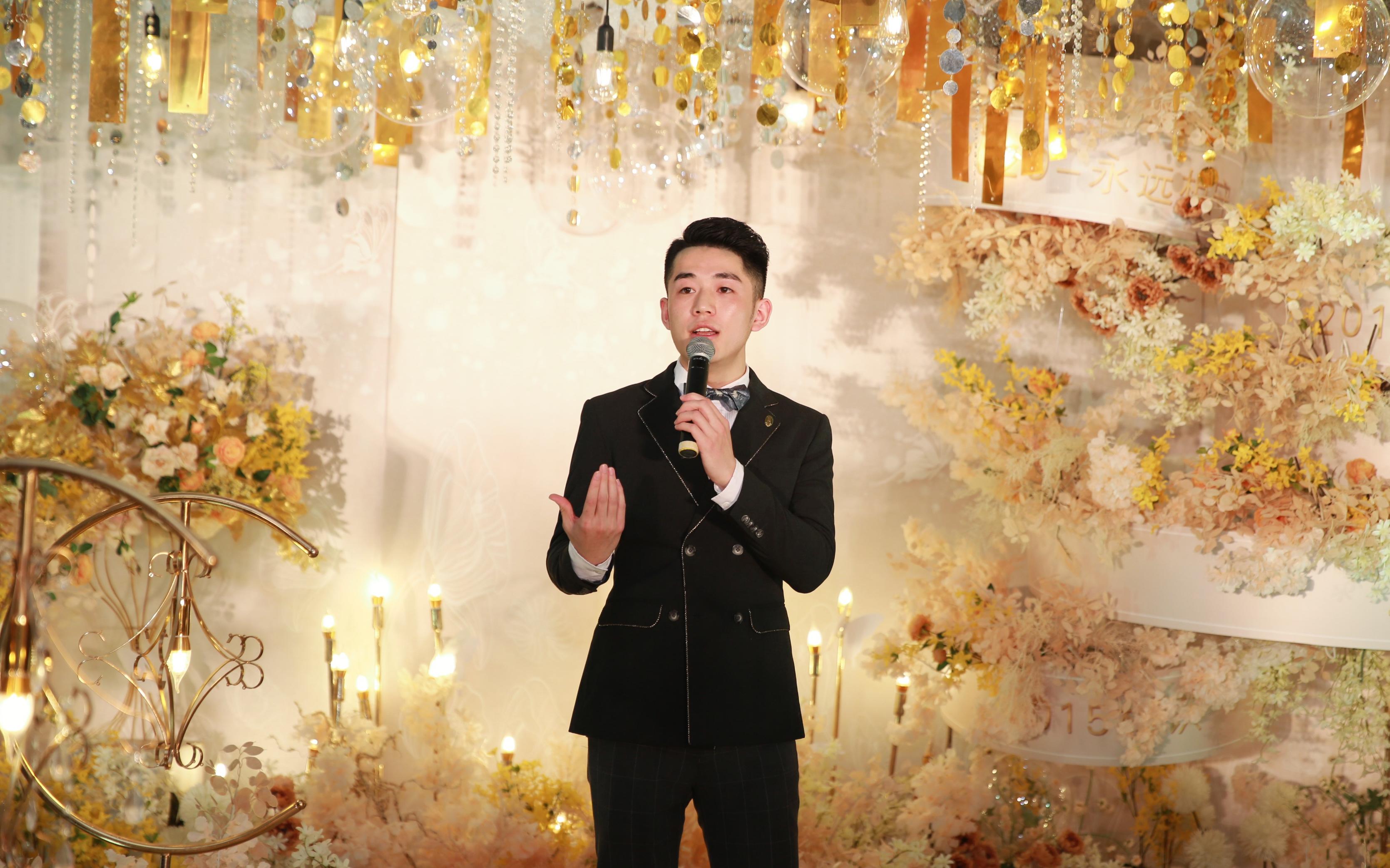 一位笑容温暖的主持人 孙运 #成都市区#