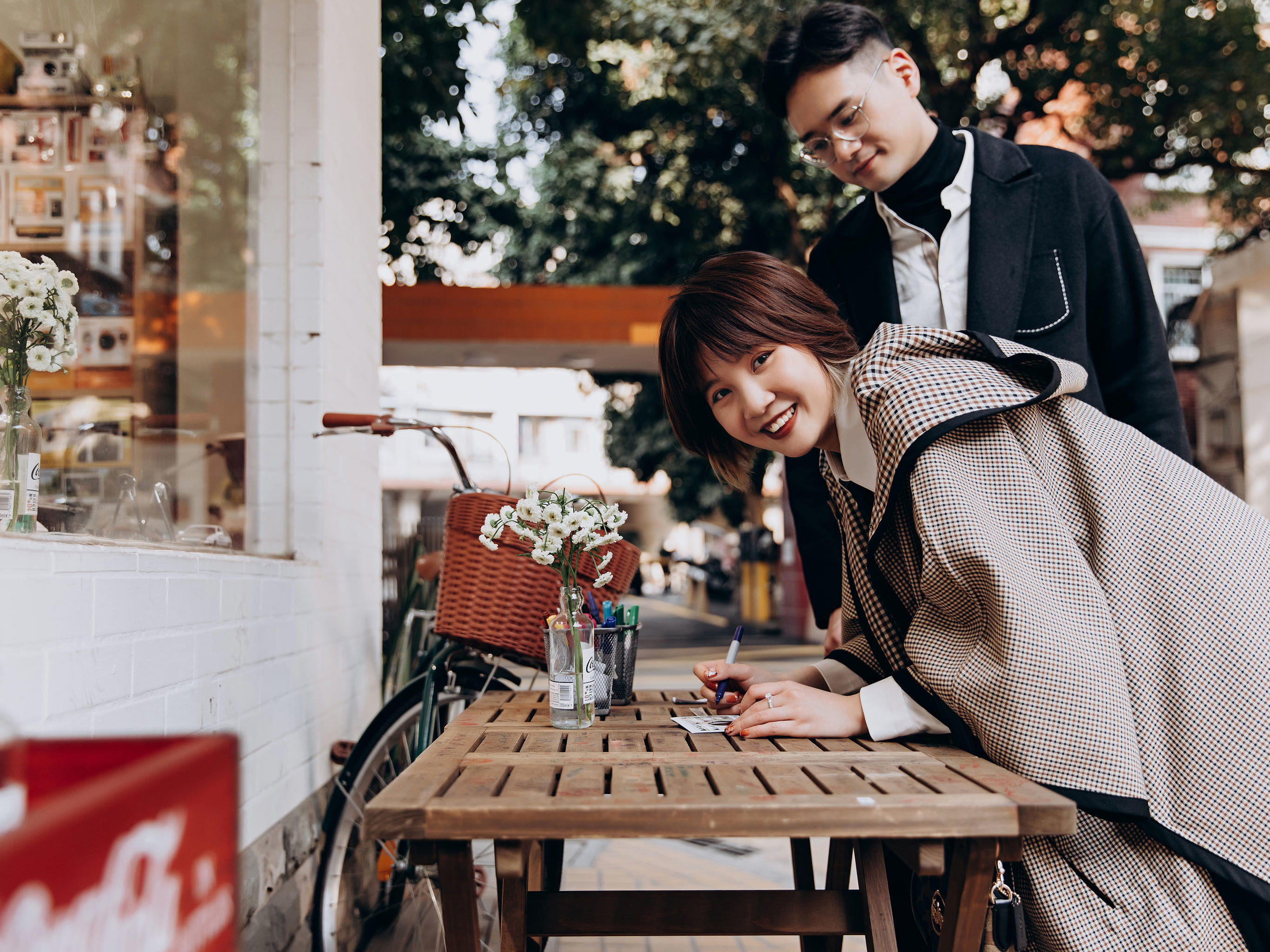 领证跟拍 婚姻登记跟拍  结婚登记拍摄