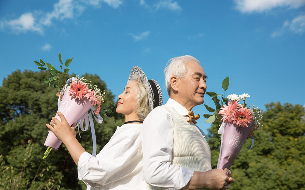 【新人專享】+服裝12套+定制婚紗一套