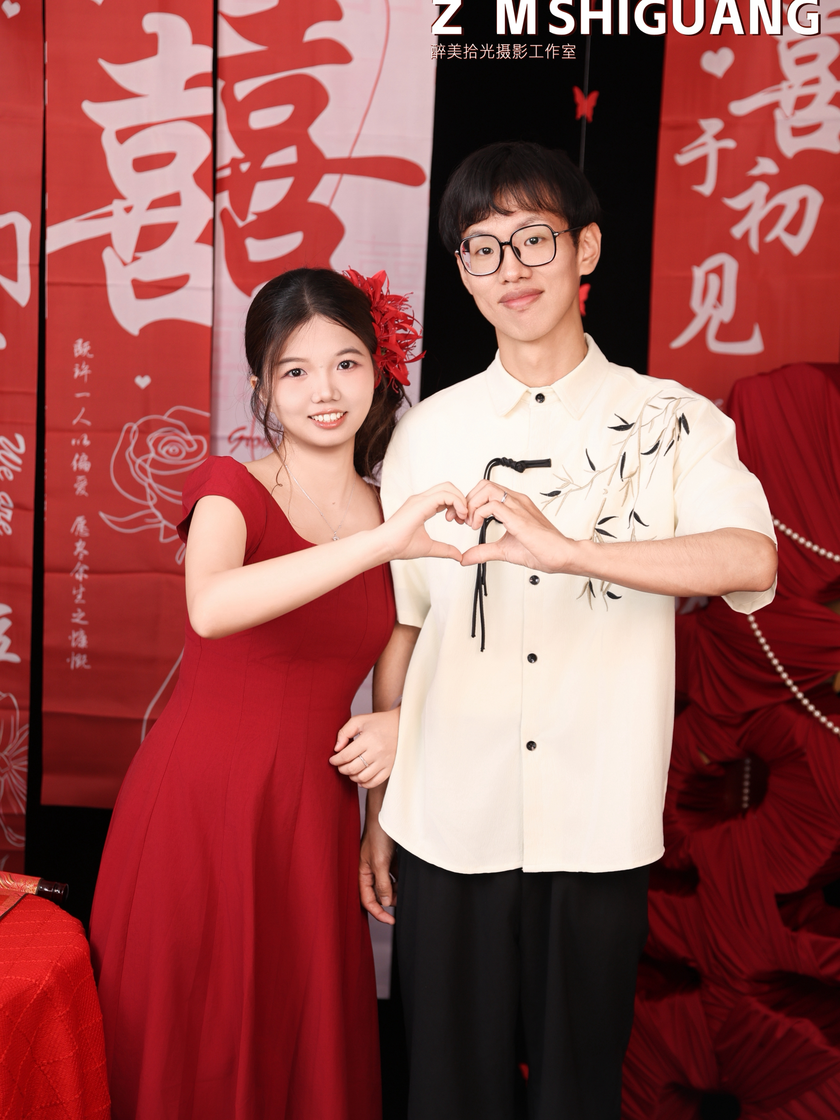 订婚预制照