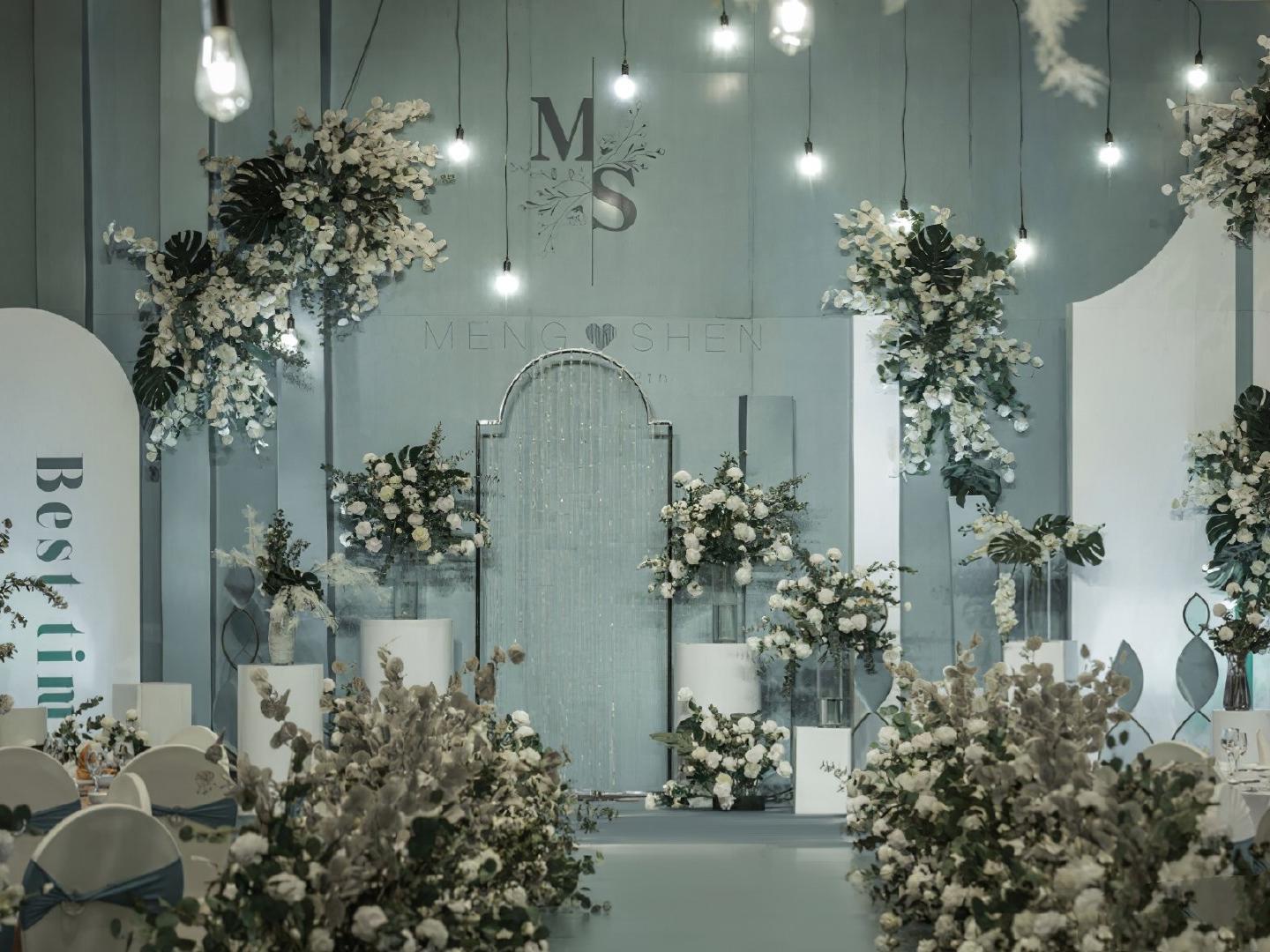 艾维婚礼2021轻奢梦幻