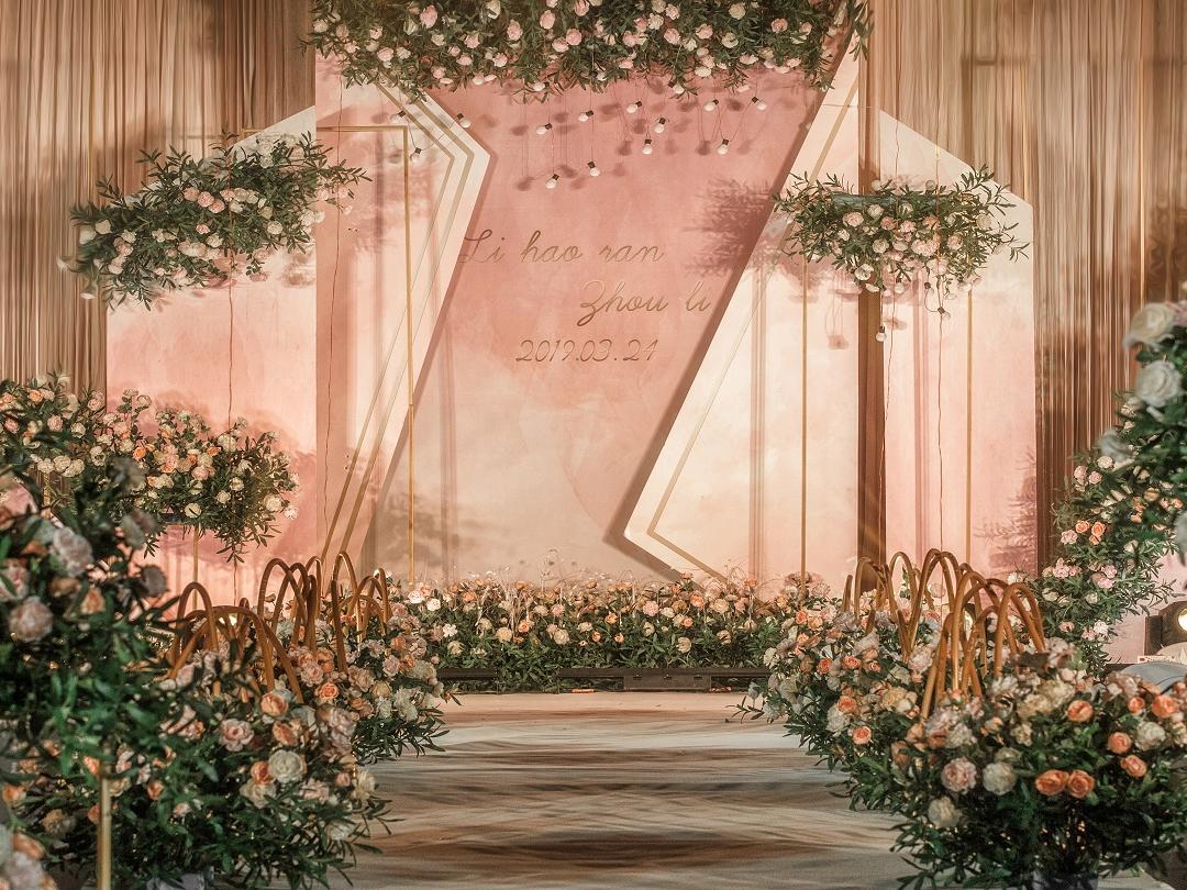 千寻婚礼——《知心》粉色浪漫 特价一价全包