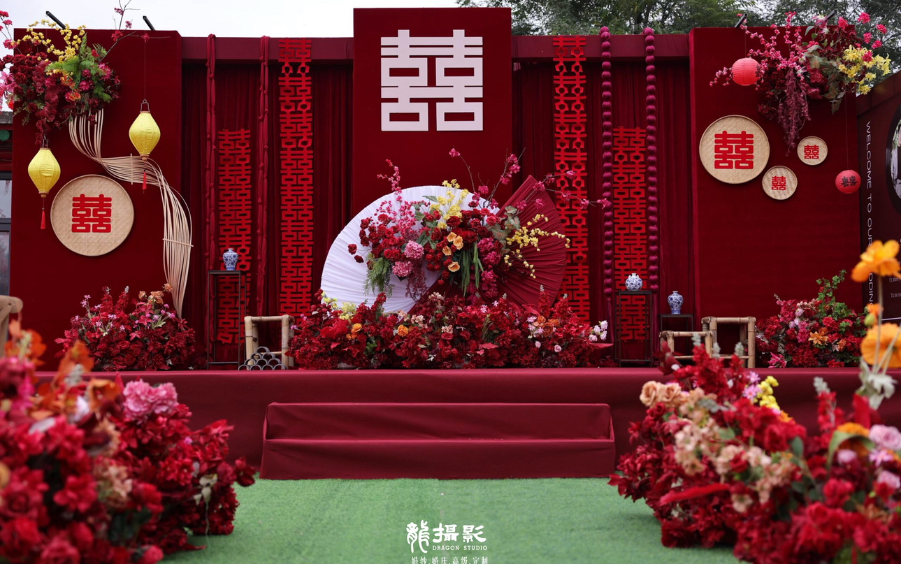 【龙摄影】东方浪漫｜红墙繁花，许你一场中式