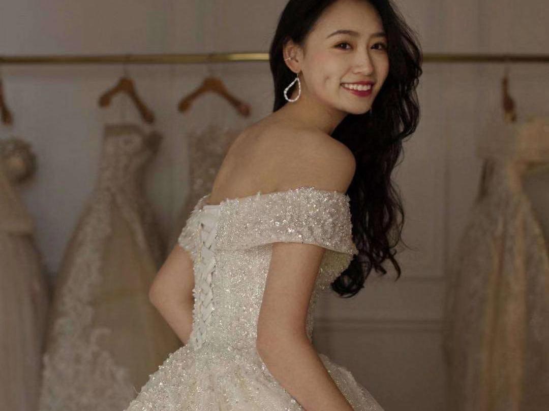 【2020六月新娘】夏季婚纱+新娘化妆套餐