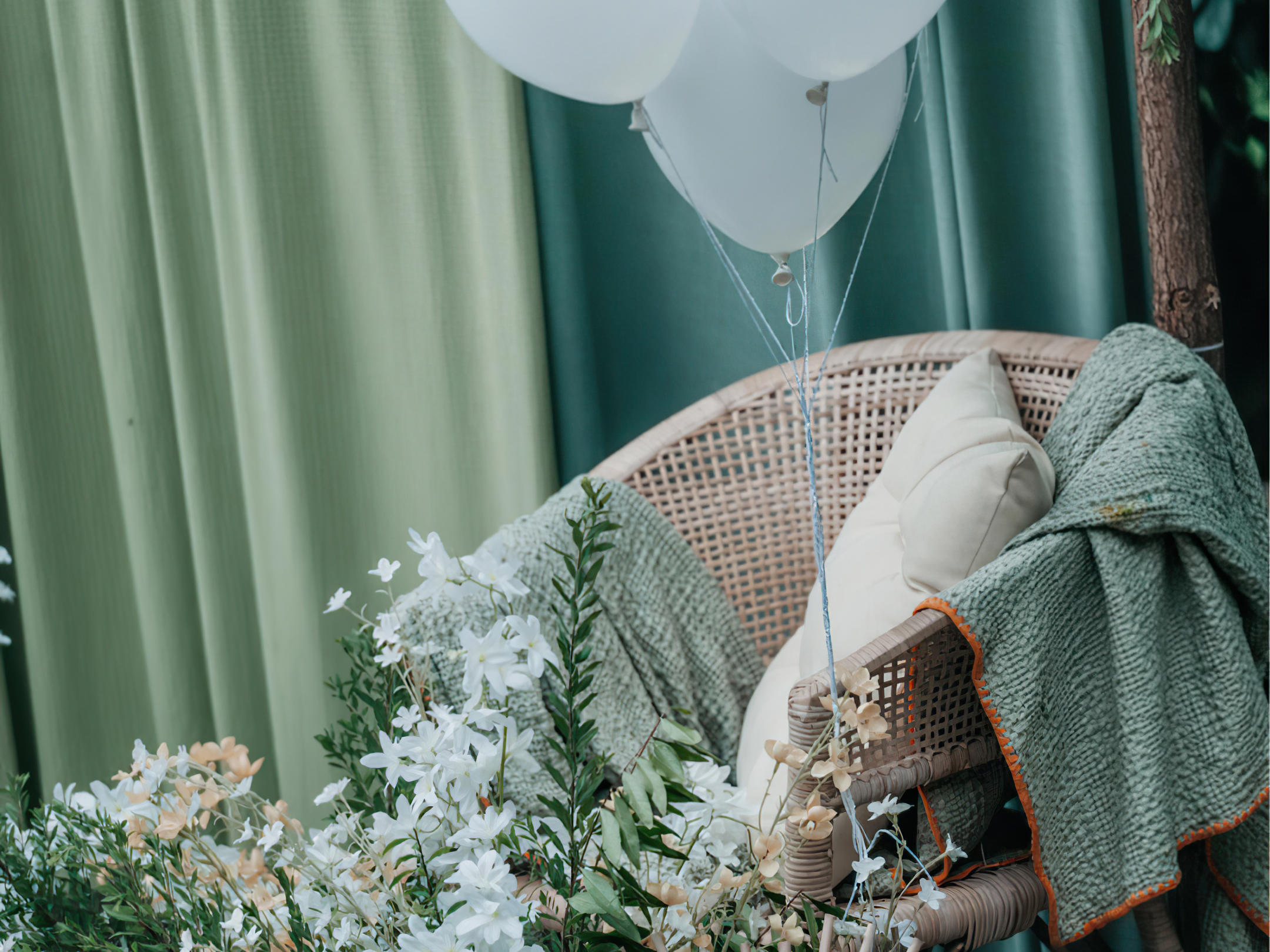 【甜•π婚礼】户外白绿色系草坪特色轻奢婚礼