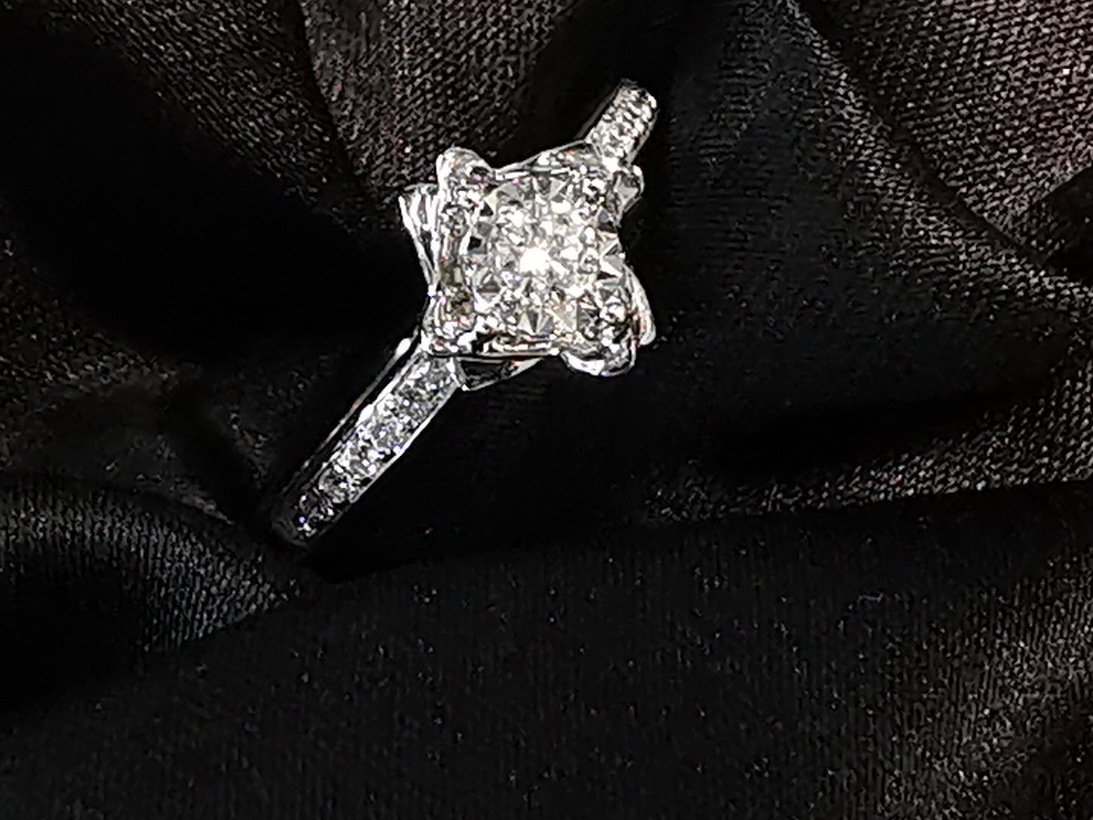 风车显钻工艺18K白金结婚求婚戒