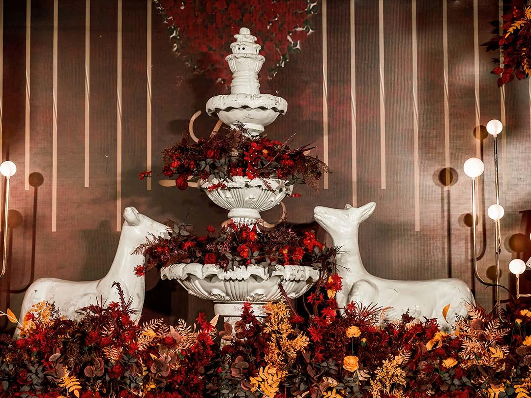 夏日的红-世爵婚礼策划会馆