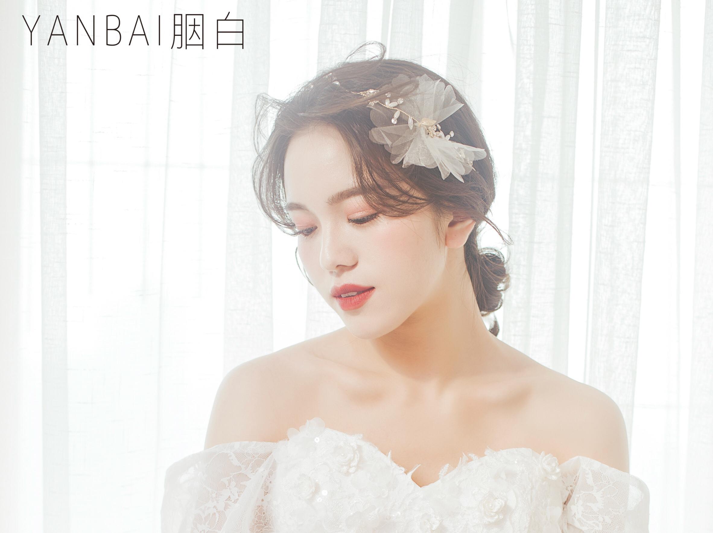 【胭白超值套餐】主纱+秀禾+敬酒服11件套+跟妆