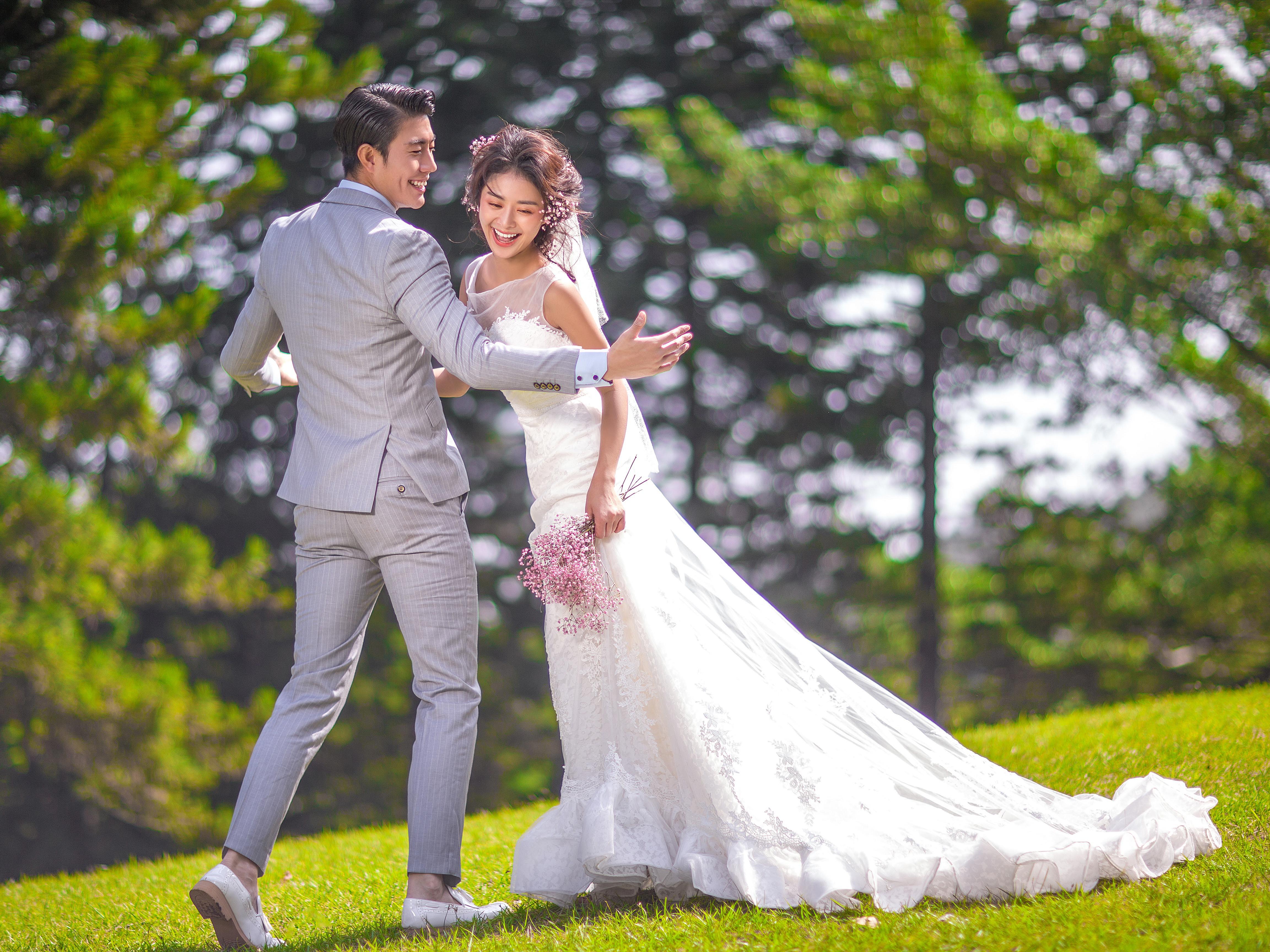 拍婚纱幸福_婚纱情侣头像