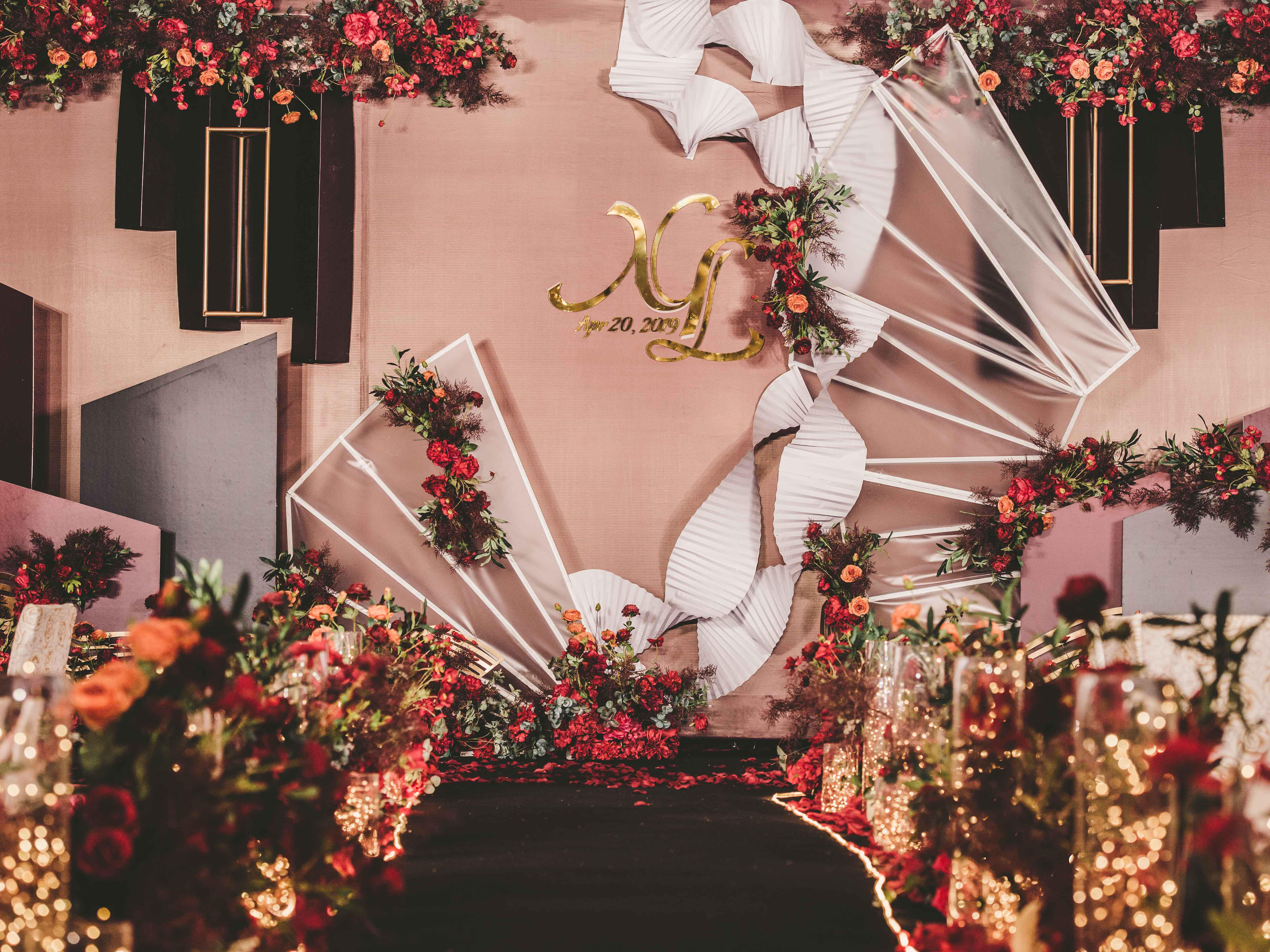 -炽爱-近似没有温度的外表下隐藏着炽热的内心。