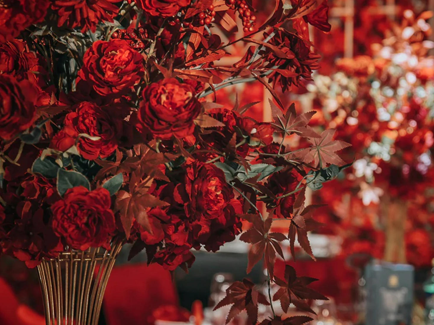 万元内婚礼/9990元含四大人员/多款式颜色选择