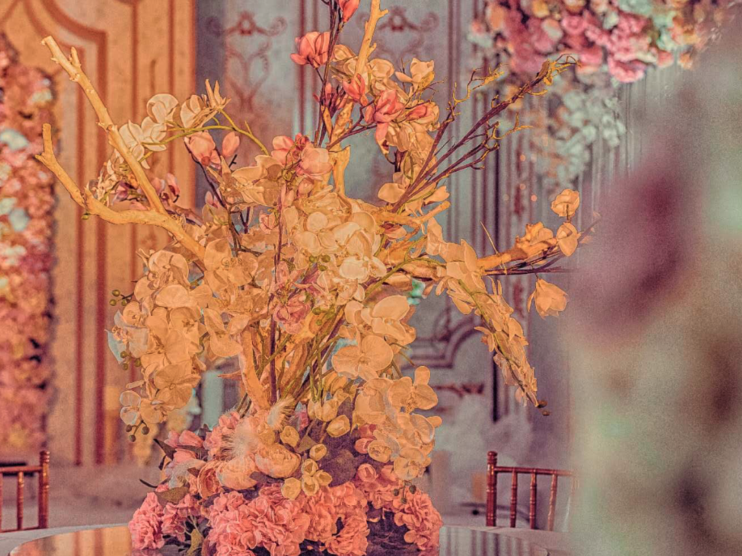 金属复古风布置于君豪大酒店