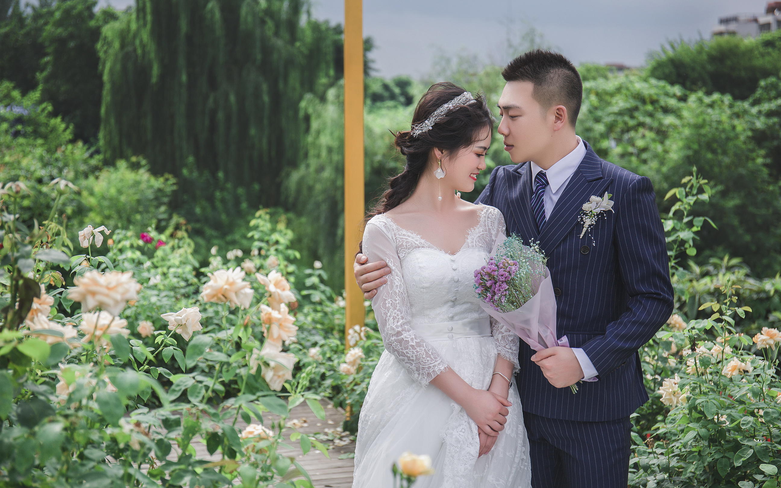 甜蜜情侶照 室內拍攝情侶寫真