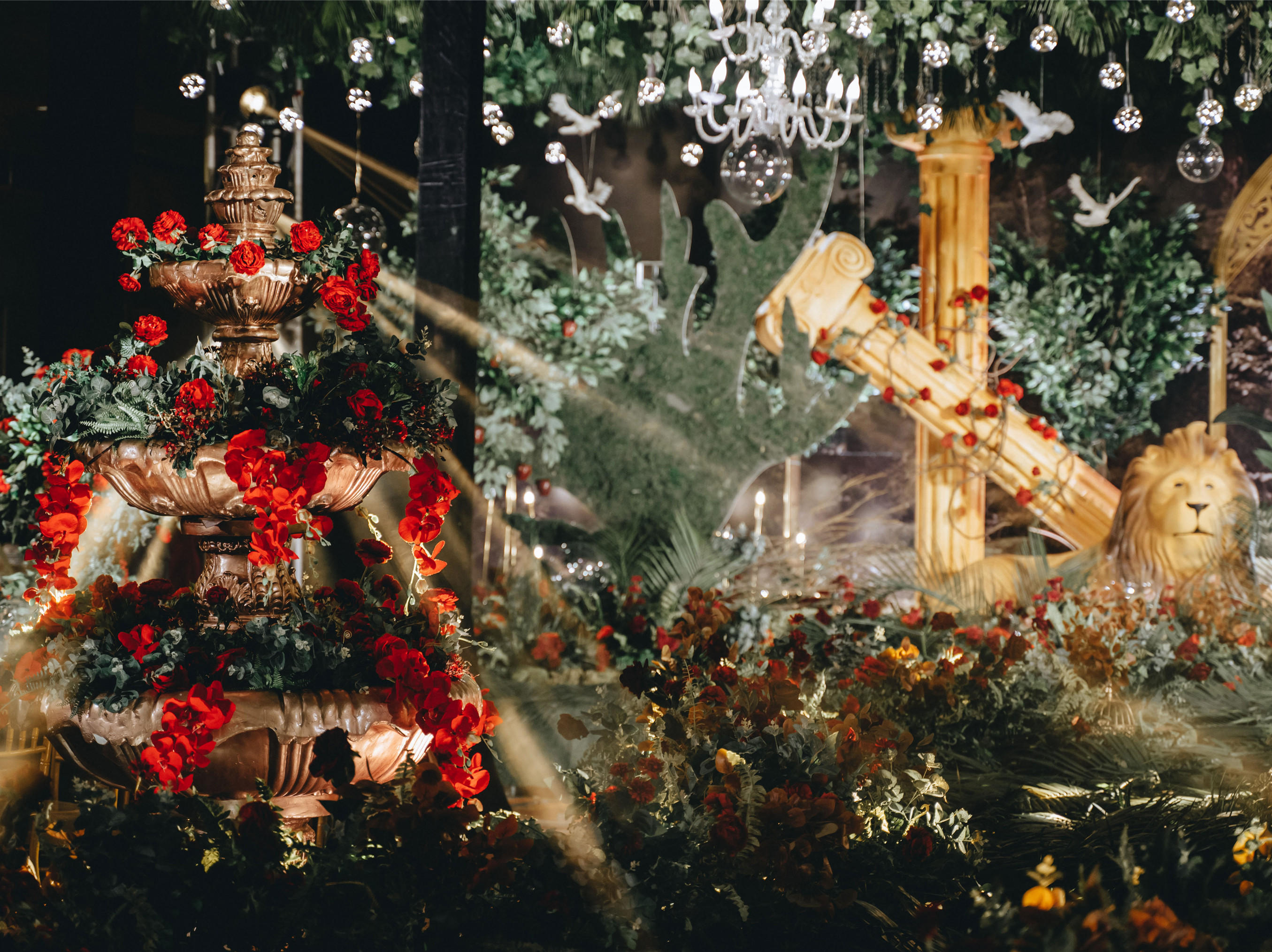 写进千山落笔是你 书尽泛黄扉页是你